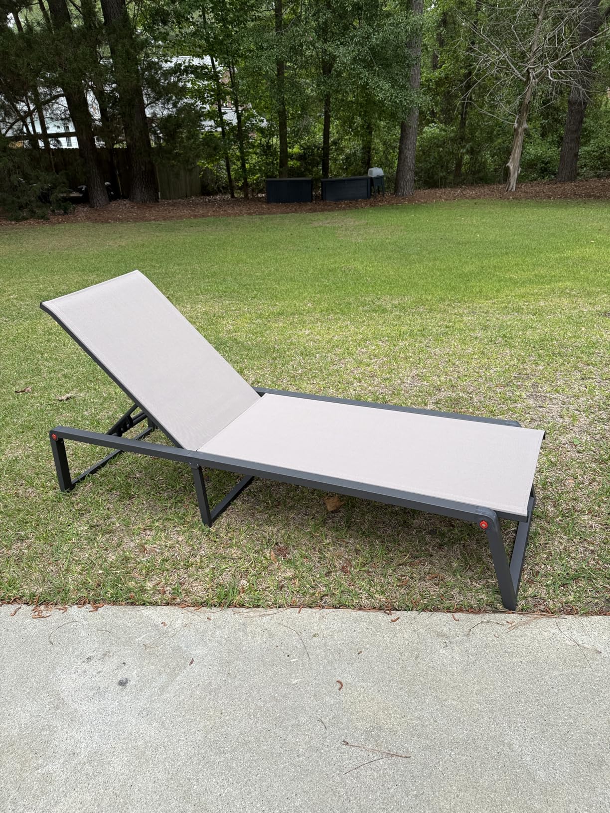 Aluminum Chaise Lounge Chair Outdoor, Foldable & No Assembly Patio Pool Lounge Chairs 5-Position Recliner for Outside, Fully Grounded Legs Sun Lounger for Poolside, Bright White customer photo 2