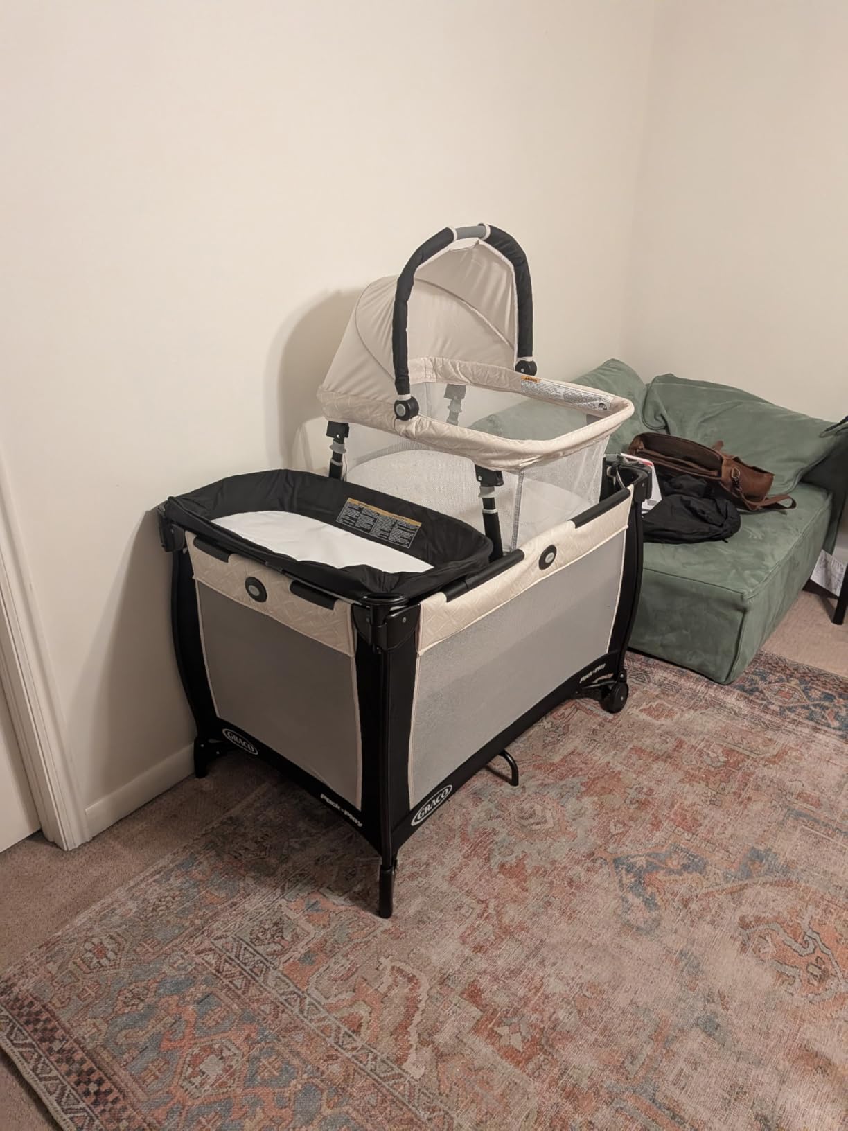 Graco Pack n' Play Close2Baby Playard with Baby Bassinet, Changing Table, Portable Infant Seat, Milan customer photo 2