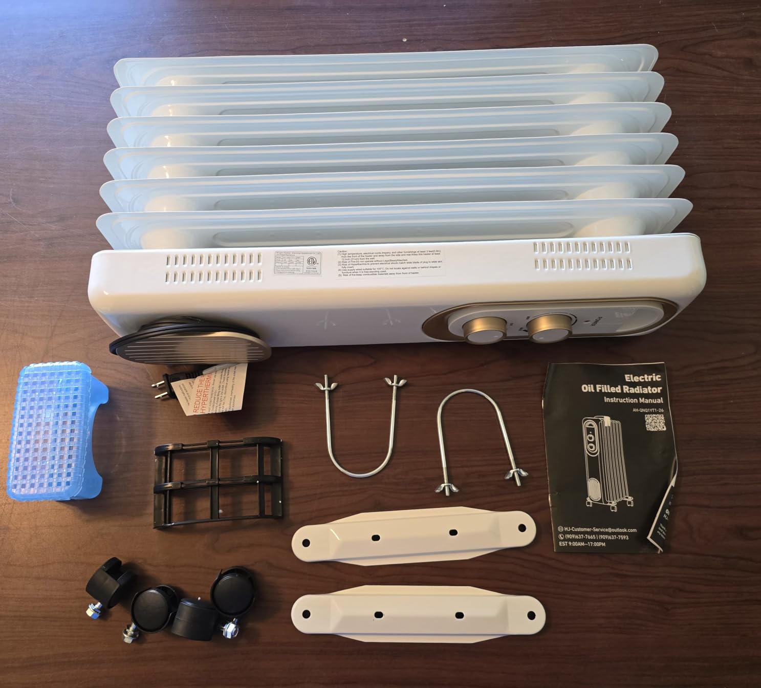 Oil Filled Radiator Heater for Indoor Use, 1500W with Adjustable Thermostat, White customer photo 2
