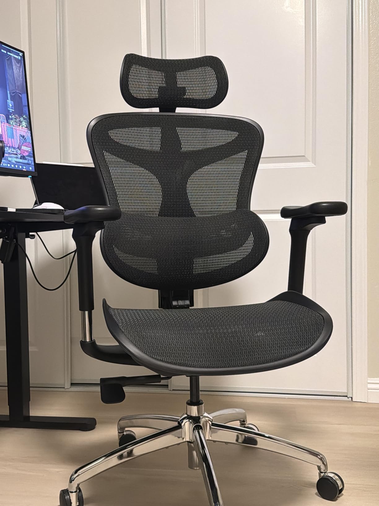 Sihoo Doro C300 Pro Ergonomic Office Chair with Footrest, Soft 6D Armrests | Dynamic Lumbar Support, Seat Depth Adjustment, Adjustable Backrest, Big & Tall Desk Chair for Home Office, Grey customer photo 2