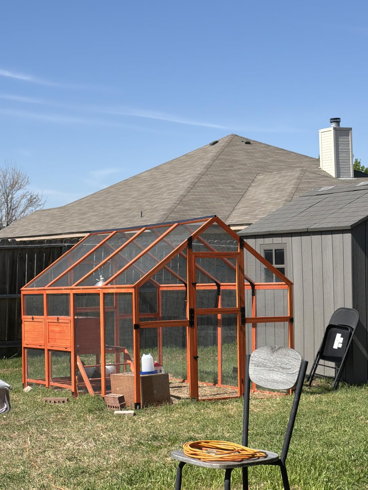 COZIWOW Chicken Coop with Full Waterproof Cover, 9' Extra Large Wooden Chicken House for 10-15 Chickens, 4 Nesting Boxes, Roosting Bars, Outdoor Walk-in Poultry Run for Backyard, Farm, Modern Gray customer photo 1