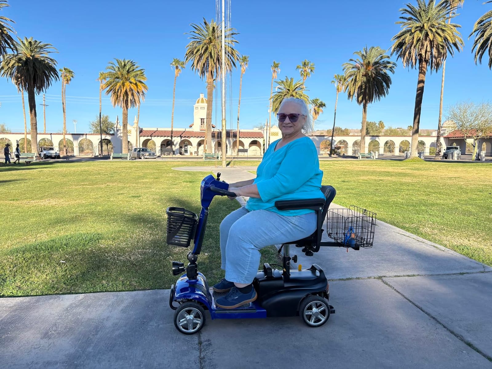 Ecomobi 32 Miles Heavy-Duty 1000W Mobility Scooter for Seniors & Adults | 500LBS Load, 15MPH, Bluetooth Speaker & GPS tracker, Full Suspension, USB Charging & Dual Baskets, 20° Climbing customer photo 1