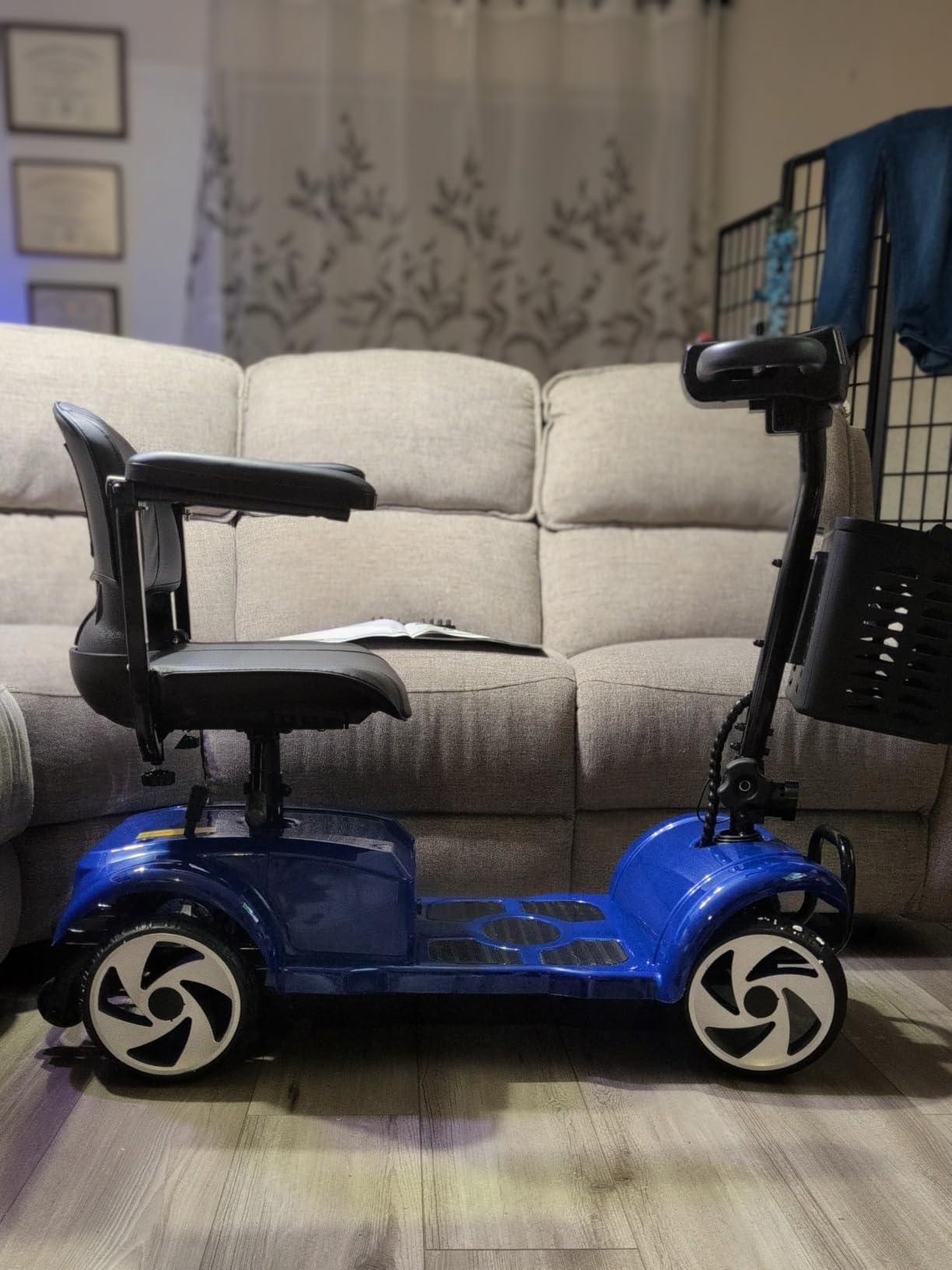 20 Miles 4 Wheel Mobility Scooters for Seniors and Adults, 6.2 MPH, Silver | Foldable Electric Scooter, Compact Heavy Duty Mobile for Cruise Travel with 300 lb Capacity, Powered Electric Wheelchair customer photo 2