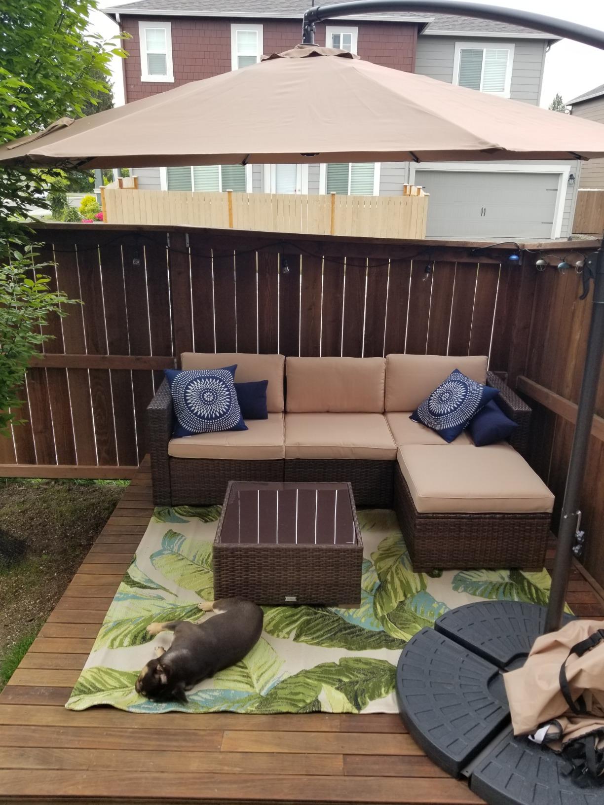 wikiwiki 10ft Patio Umbrella with Base Included, Outdoor Offset Cantilever Umbrella with Sandbag Base for Backyard, Garden and Pool customer photo 2