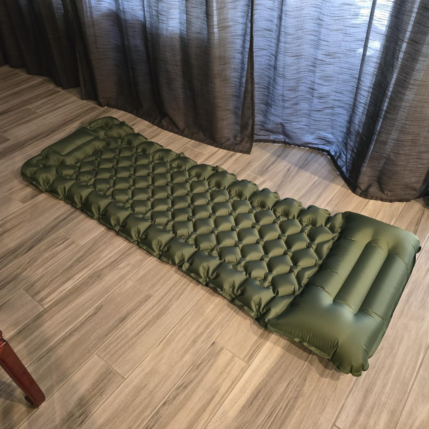 Sleeping Pad, Ultralight 40D Nylon Camping Mat Built-in Pump - Blue | Self-inflating, Built-in Pillow, Durable, Waterproof, for Tent, Backpacking, Hiking, Includes Carry Bag customer photo 1