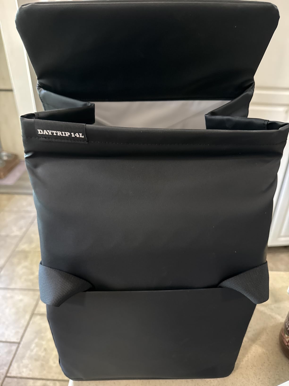 YETI Daytrip 14L Insulated Soft Cooler Tote Bag customer photo 1
