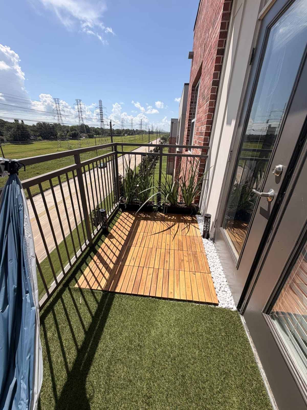 9-Piece Acacia Wood Interlocking Deck Tiles, Golden Teak Crossed | 12-Slat Cross Drainage, Non-Slip Grip, 490 lb Capacity, Protective Oil-Rubbed Finish, Flat-Surface Install, Patio Ready customer photo 2