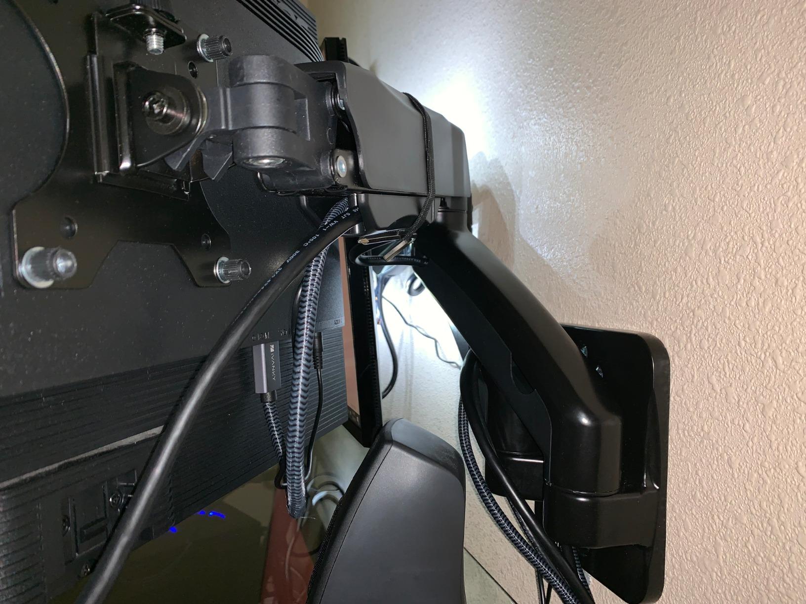 WALI Monitor Wall Mount for 13-49 inch Ultrawide Screens, up to 44 lbs | Heavy Duty Ultrawide Monitor Arm, Wall Mounted, Full Motion with Tilt, Swivel, Rotation, VESA 75/100mm (GSWM001-P), Black customer photo 2