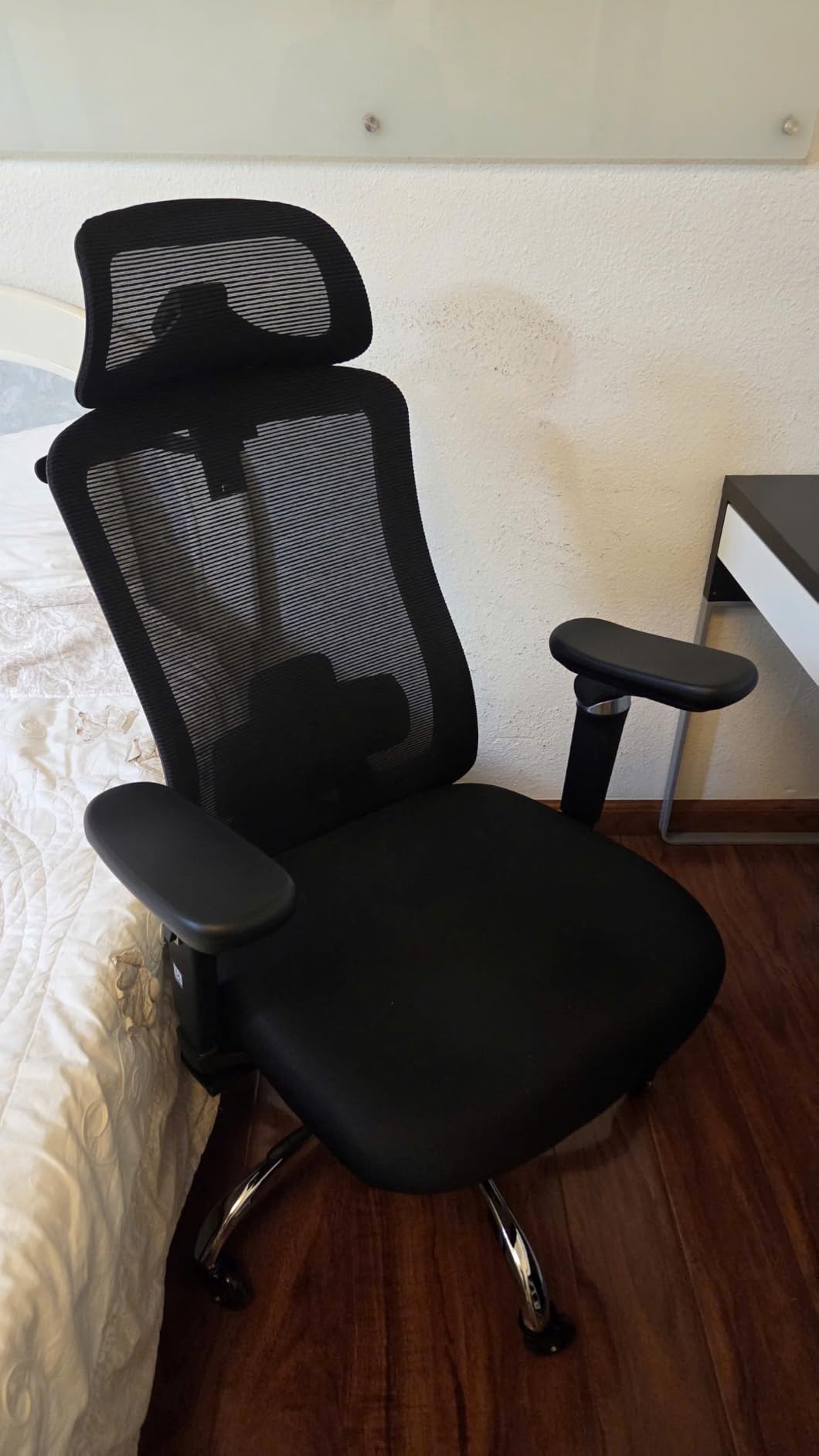 HUANUO Ergonomic Office Chair with 6D Armrest and Lumbar Support, Seat Depth Adjustment, Quiet Rubber Caster, 3D Headrest, High Back Mesh, Big and Tall Design, 4-Position Recline customer photo 1