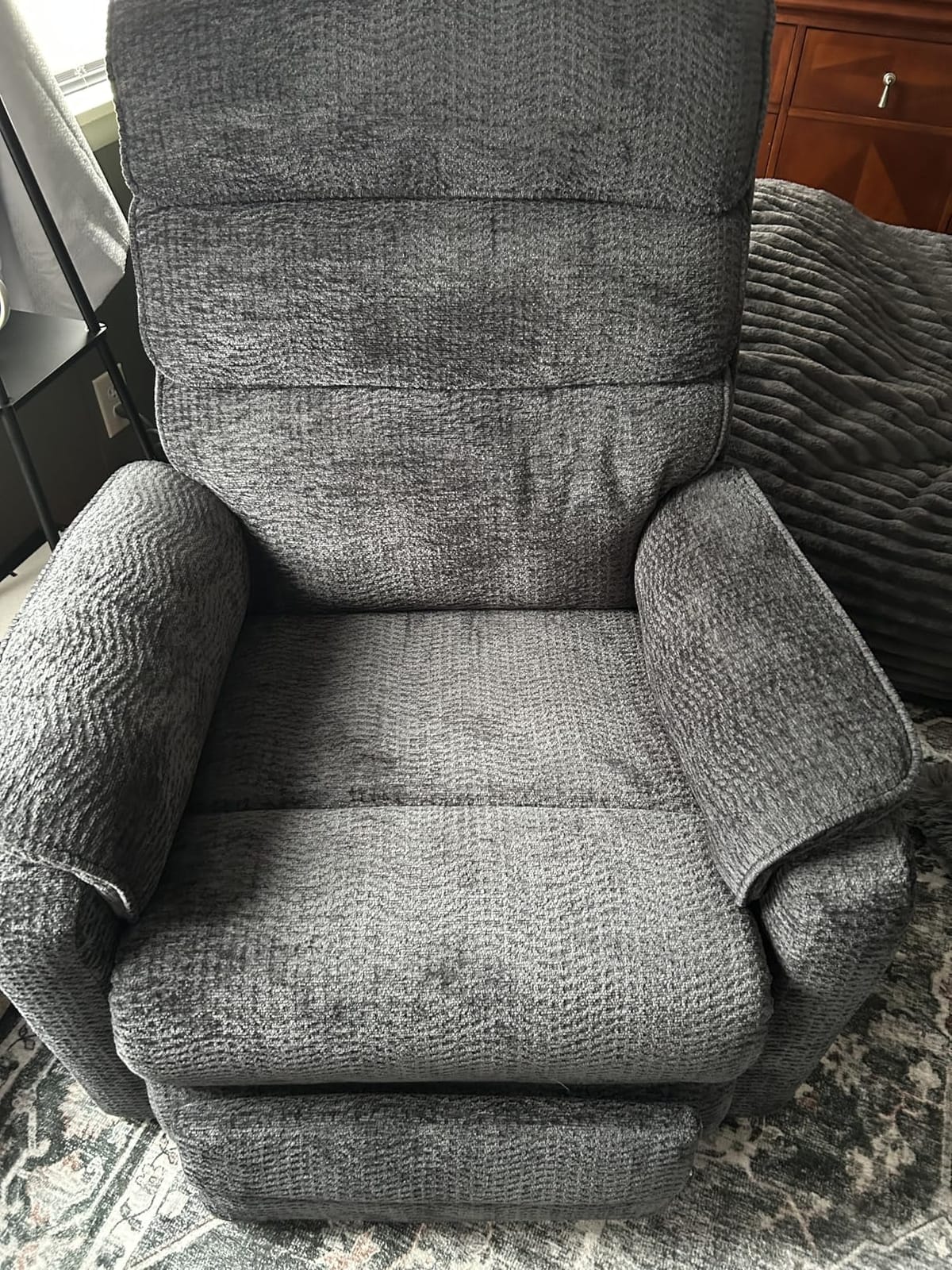 DYNOX 500LBS Heavy Duty Big and Tall Power Lift Recliner Chair, Extra Wide Tri-Motor Lift Chair with Reinforced Steel Frame, Extended Footrest, Heat Massage, 9398L, Chenille, Grey customer photo 2