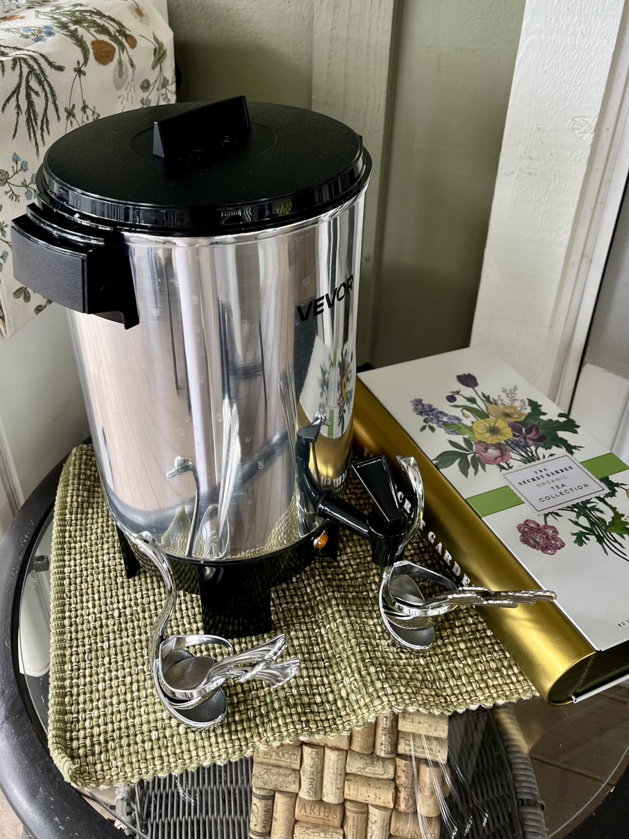 VEVOR Commercial Coffee Urn, 30 Cup, 4.8 qt 1090W Hot Beverage Dispenser customer photo 1