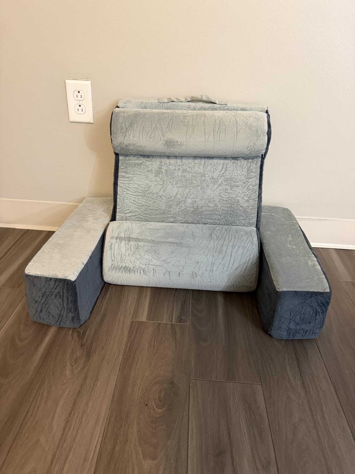 Reading Pillow for Bed with Detachable Armrests, Headrest & Lumbar Support | Adjustable Headrest & Independent Lumbar Support, Dual Side Storage Pockets for Reading Gaming Nurs Sofa customer photo 1