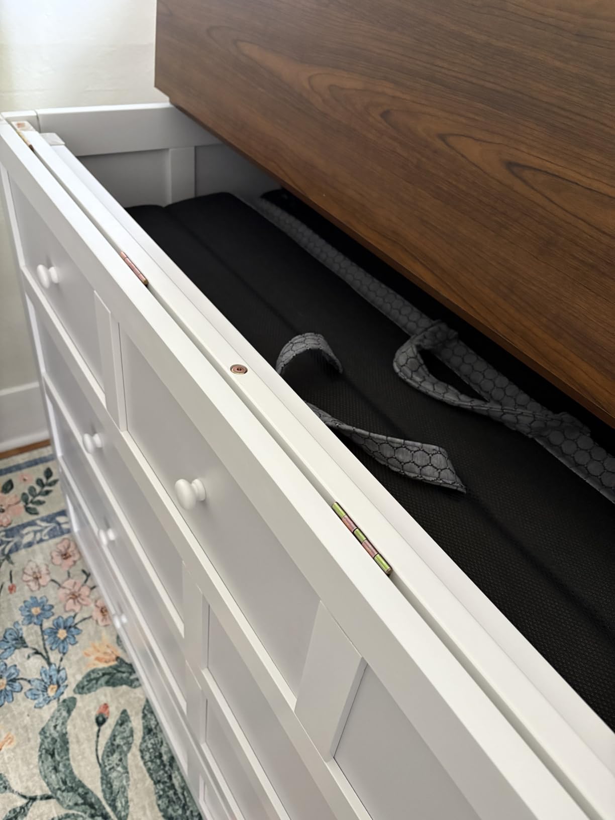 PVWIIK Queen Size Murphy Bed with Desk, Removable Shelves, White | Murphy Bed with Desk and Removable Shelves on Each Side, Solid Pine Cabinet Bedframe customer photo 2