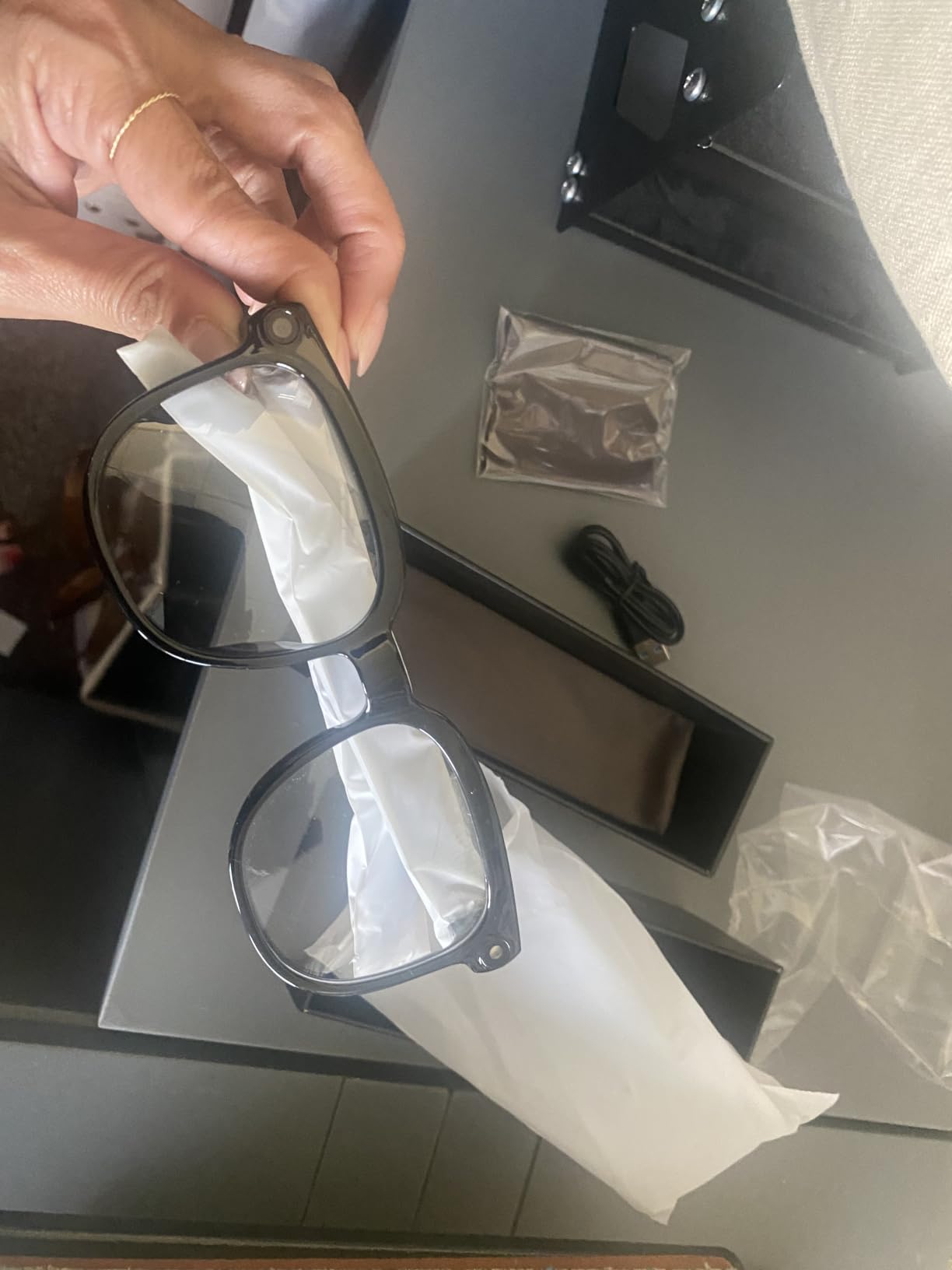 AI Smart Glasses with Camera, 4K Video, Real-Time Translation, AI Assistant | Object Recognition, Open-Ear Speakers, Bluetooth Calling, Transparent Lenses customer photo 1