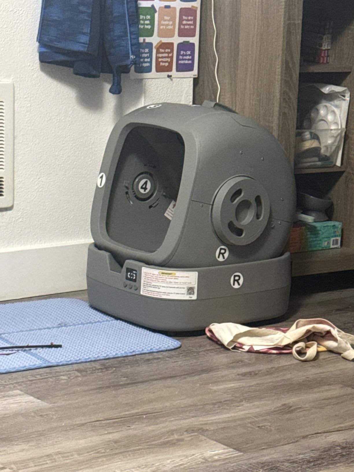 UPFAS Automatic Cat Litter Box Self Cleaning - APP Control - Weight Monitoring - Ultra-Quiet, Medium Cats and Kittens Litter Box, Safe Anti-Pinch - Grey customer photo 2