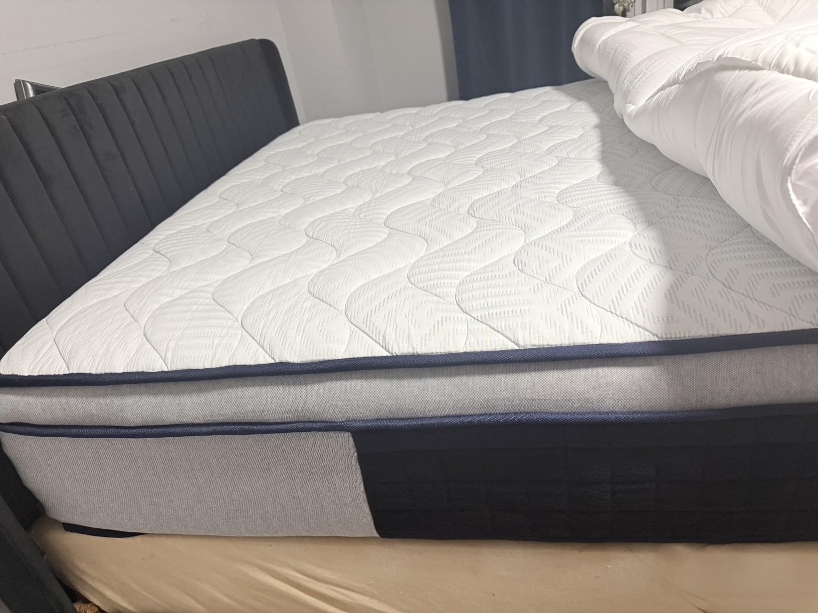 Queen Mattress 14 Inch Medium Firm, Deep Sleep Hybrid Mattress for Lumbar Support & Back Side Sleepers, Pain Relief Mattresses in a Box with Pocket Springs & Cooling Gel - 365-Night Trial, CertiPUR-US customer photo 2