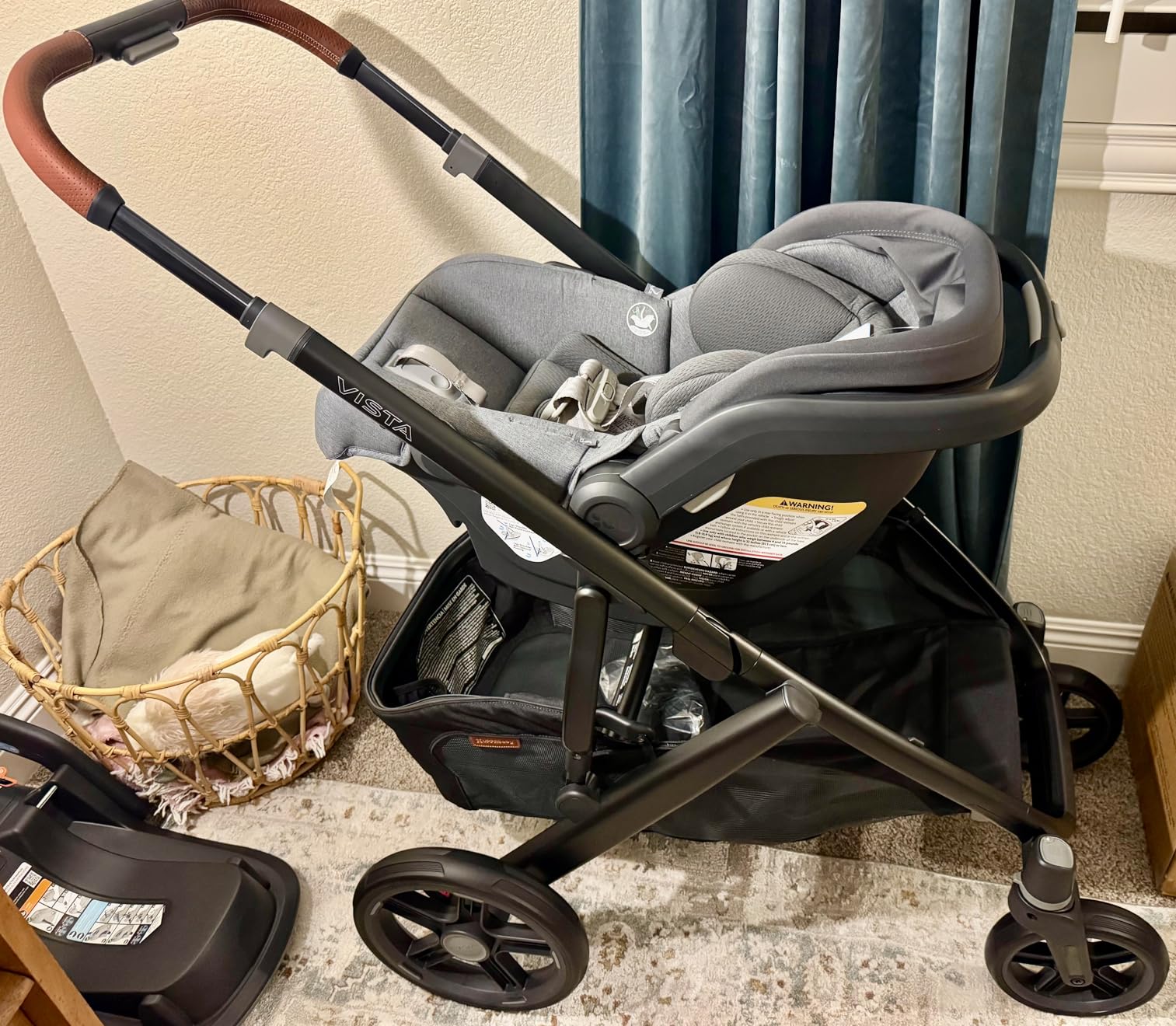 UPPAbaby Vista V3 Convertible Single-to-Double Stroller for Baby & Toddler, 30+ Configurations, Car Seat Compatible, All-Wheel Suspension, XL Basket - Ada (Sandstone Mélange/Carbon Frame) customer photo 2