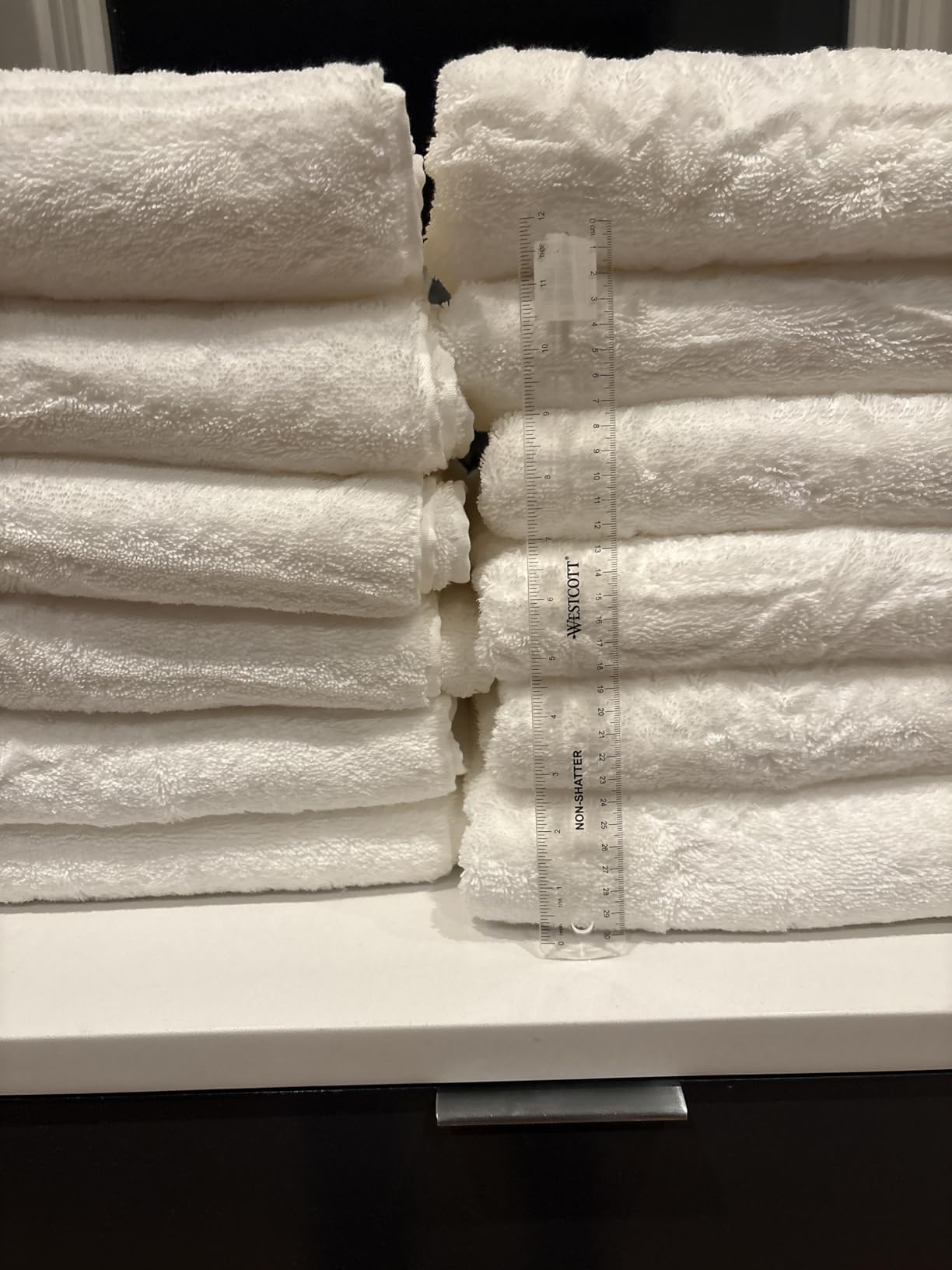 Italic Ultraplush 100% Australian Cotton Bath Sheets - Set of 2 Luxury Extra Large Heavy Duty Bath Sheets, 800GSM Plush and Absorbent Bath Sheets for Hotels, Bath & Spa (Tan & Ecru) customer photo 2