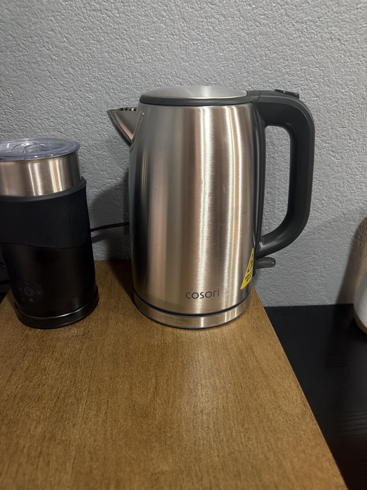 Cosori Stainless Steel Electric Kettle, No Plastic Contact with Water, 1.7L | Easy to Clean, Auto Shut-Off, Boil-Dry Protection, Tea Kettle, Hot Water Boiler, 1500W customer photo 2