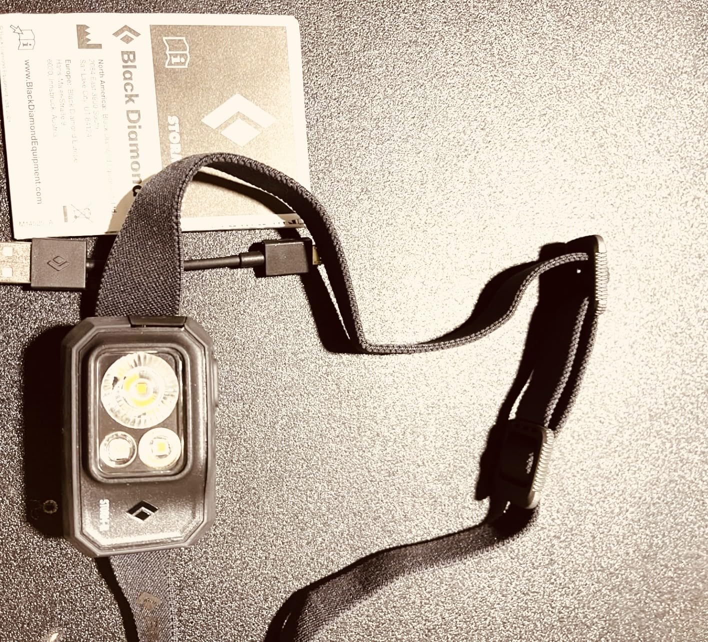 BLACK DIAMOND Storm 500-R Headlamp, Rechargeable, Dimmable Bright | 500 lumens, Red Night Vision, RGB Night Vision, Brightness Memory customer photo 1