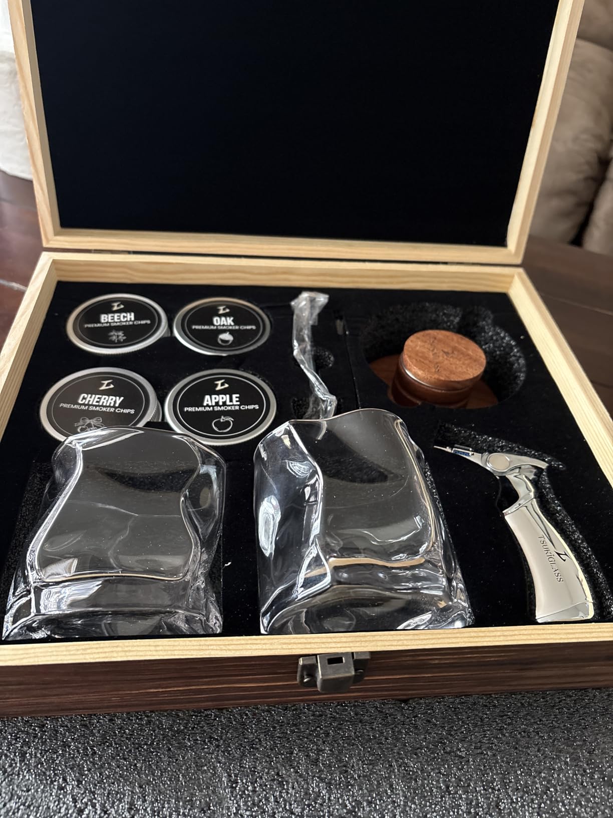 TsukiGlass® Whiskey Smoker Kit with Hoshi Crystal Glasses & Torch | 8 Wood Chip Flavors, 200+ Drinks, Japanese Crystal Glasses, Gifts for Men, Dad, Husband, Father's Day, No Butane customer photo 2