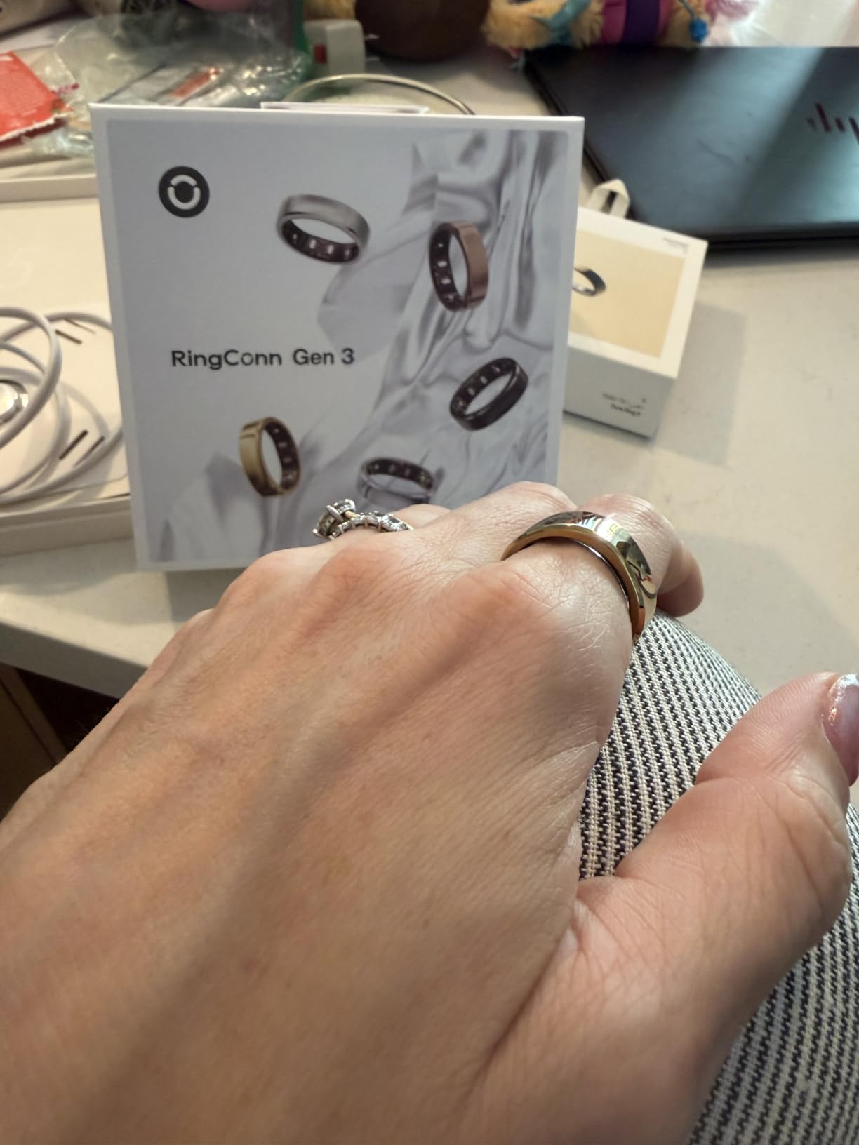 RingConn Gen 3 Smart Ring - Vascular Trends (Size 7, Royal Gold) | No App Subscription, Vibration Alerts, Sleep, Fitness & Heart Rate, 14-Day Battery Life, Size Before You Buy customer photo 2