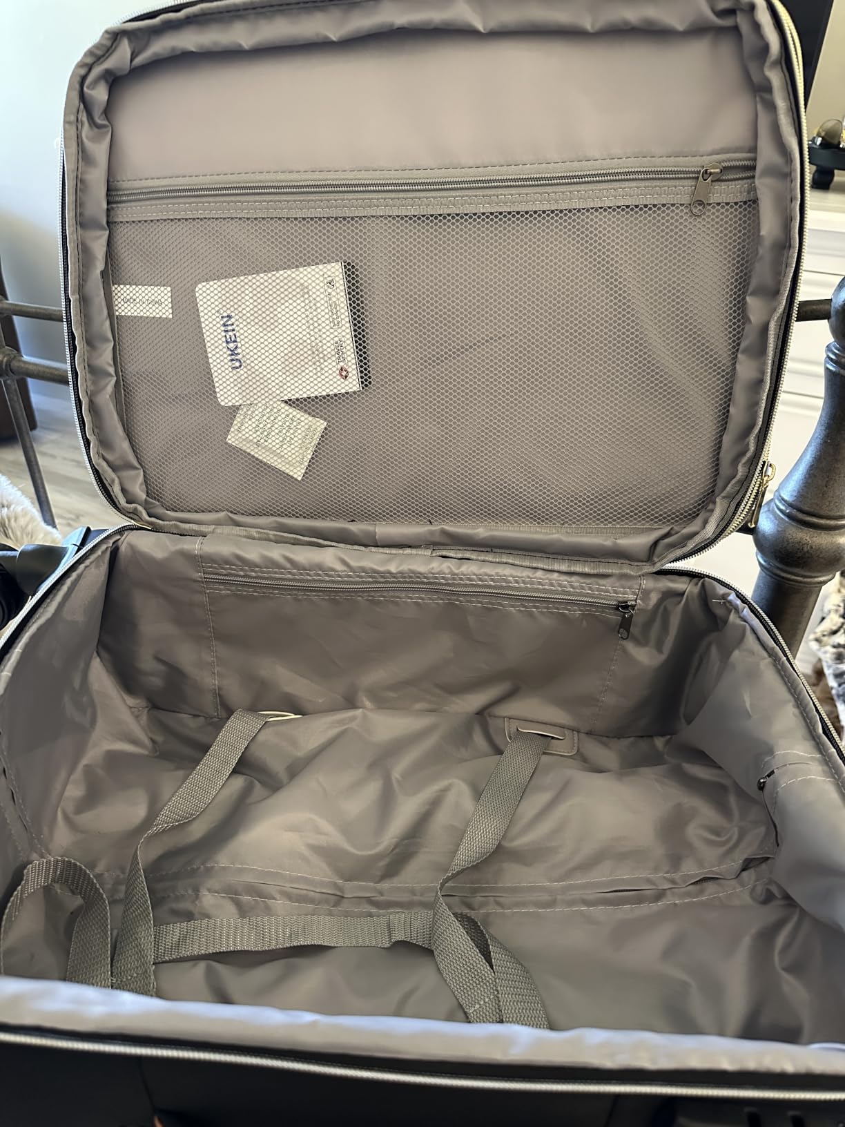 Softside Expandable Carry On Luggage, 20in Carry on Suitcase with Wheels customer photo 2
