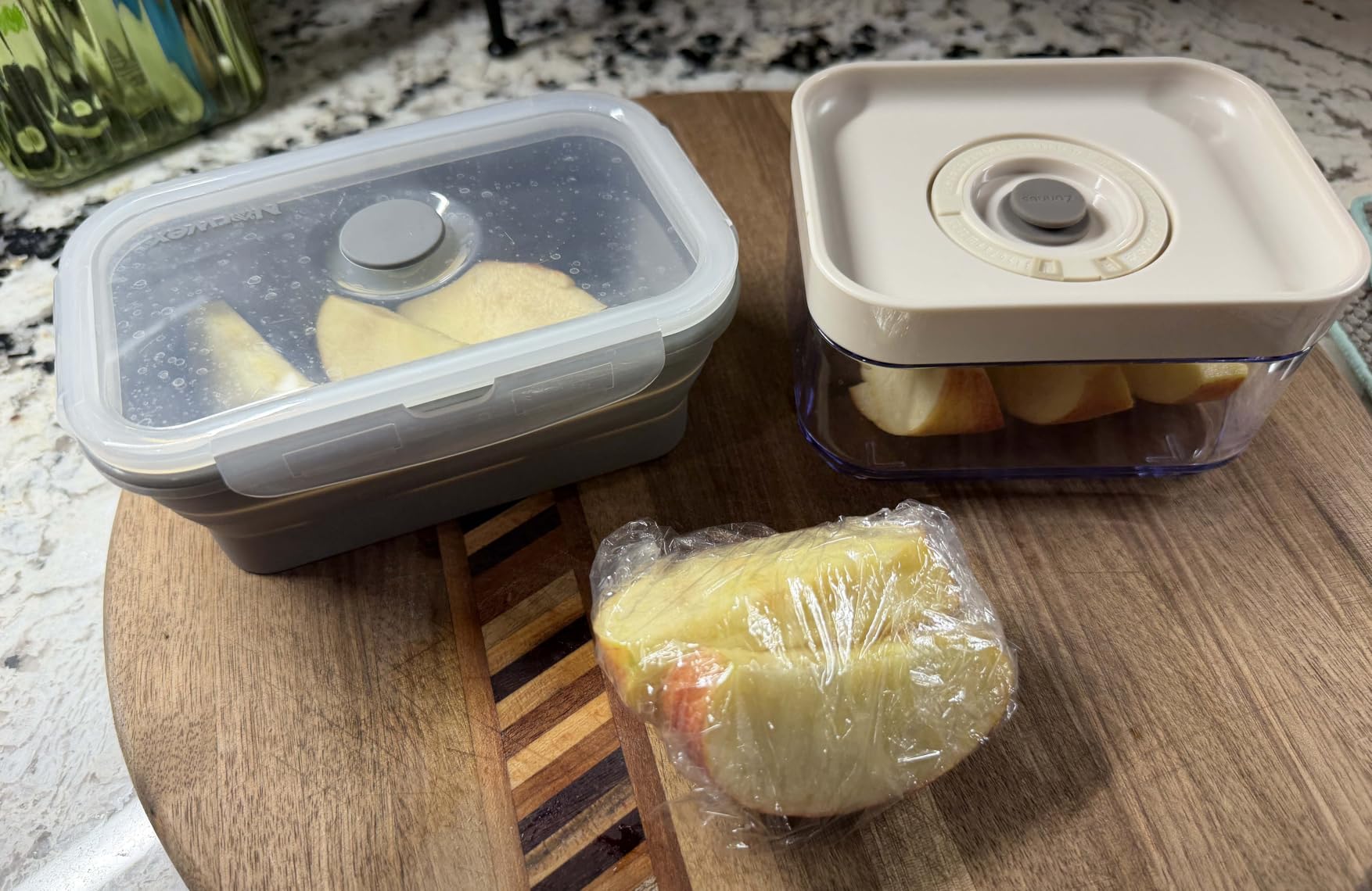 5pcs Vacuum Containers for Food Storage with Compact Vacuum Sealer | x5 Stackable & Leakproof Containers, x1 Vacuum Sealer, Date-Tracking Lids, Crack-Resistant, BPA-Free, Dishwasher-safe customer photo 2