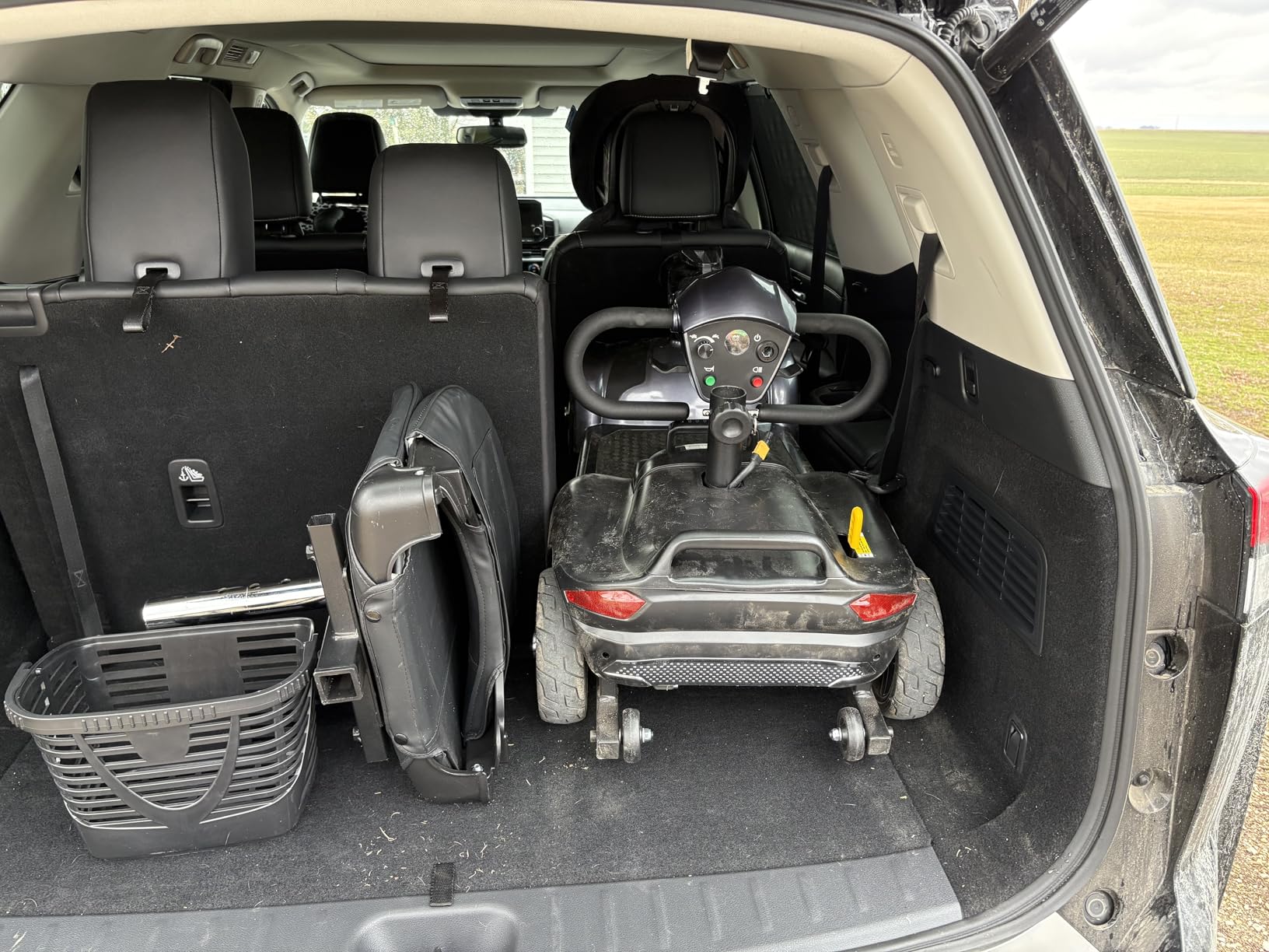 Lightweight Mobility Scooters for Seniors&Adults, Foldable 4 Wheel Scooter | Cruise & Airport Approved, 41 lb Portable Scooter, 12/24 Mile Range, Removable Lithium Battery, With GPS, 300 lb Capacity customer photo 1