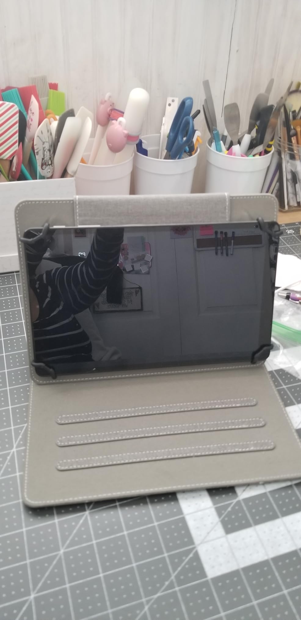 MoKo for Universal 10.1 inch Android Tablet Case with Pen Holder, Black | Slim 360 Degree Rotating Protective 10 inch Tablet Case Cover, Multi-Angle Stand, Front Pocket, for All 9.6-11 inch Tablets customer photo 1