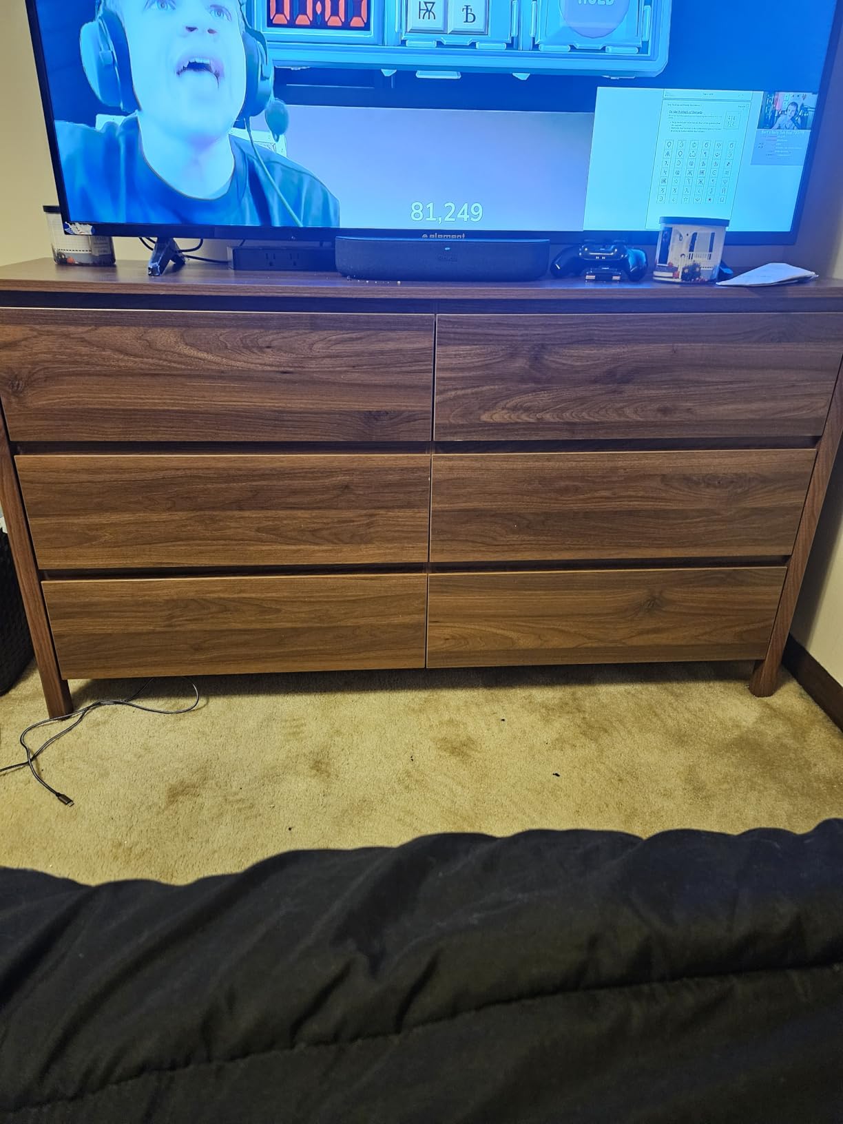 Walnut Dresser for Bedroom, 5 Drawer Dresser with Wood Legs, Tall Wood Dresser, Mid Century Modern Chest of Drawers, Large Storage Bedroom Furniture, Walnut customer photo 1
