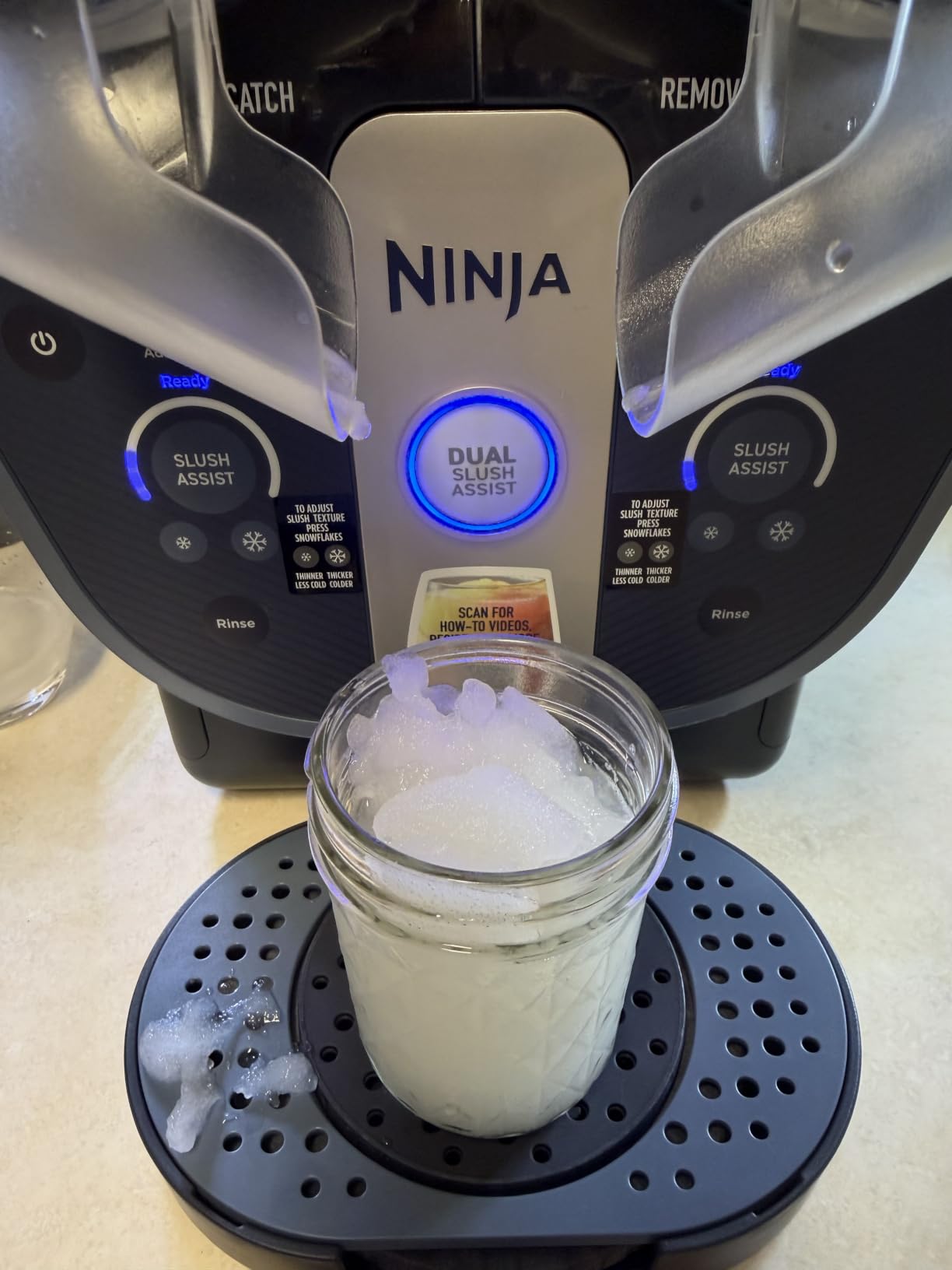 Ninja SLUSHi Twist Smart Frozen Drink Maker with Dual SlushAssist, FS701BL | 2 SLUSHI MACHINES IN 1, Serve separately or twist together, Dual SlushAssist Technology, 10+ Servings, two 72 oz vessel customer photo 1