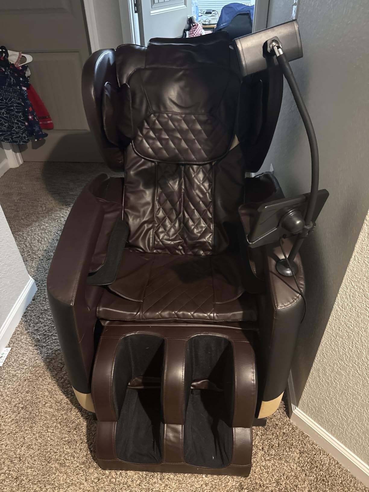 FURNIMAT Massage Chair Full Body Zero Gravity Recliner, 2026 Black Leather | 14 Shiatsu Rollers, 10 Airbags, 5 Auto Modes, Heated, Foot Massage, Bluetooth Speaker, Touchscreen for Back & Neck Pain, Spa customer photo 2