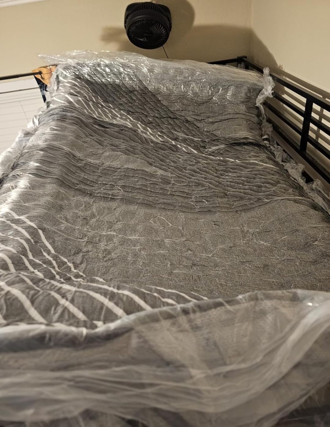 Firm Queen Mattress 14 inch, Cooling Hybrid Mattress in a Box | Luxury Hotel-Collection Designed for Deep Sleep, Enhanced Back & Hip Support, Fiberglass-Free & CertiPUR-US, 365-Night Trial customer photo 1
