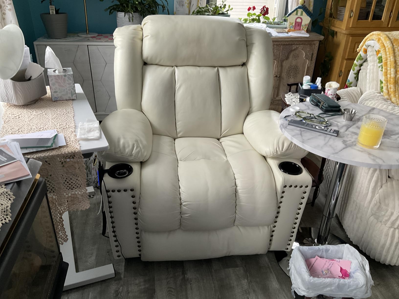 Triple Motor Large Power Lift Recliner Chair for Elderly with Heat and Massage, Lay Flat Lift Chairs for Seniors Infinite Position, Extended Footrest, USB Ports (Dark Brown) customer photo 1