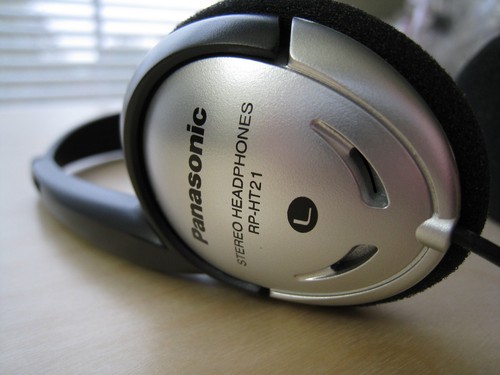 Panasonic Headphones On-Ear Lightweight with XBS RP-HT21 (Black & Silver) customer photo 2
