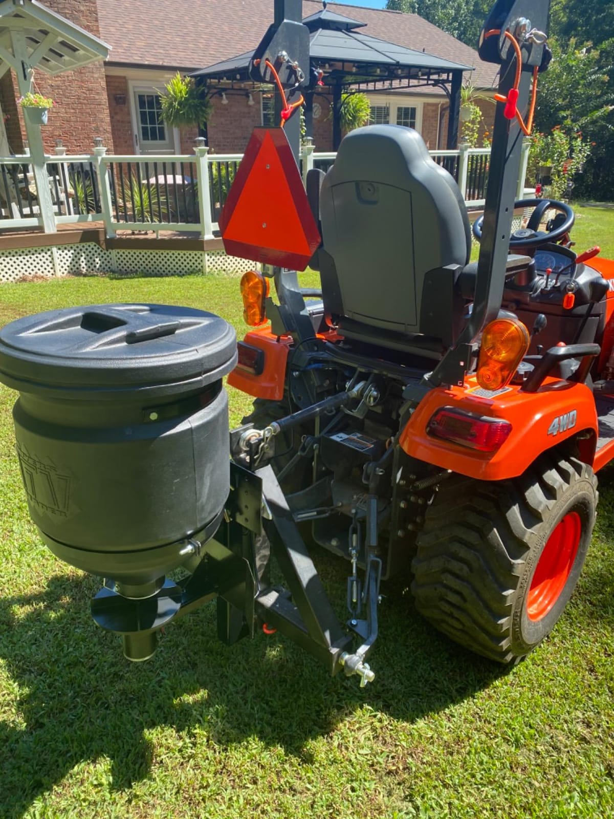 Buyers Products ATVS15A ATV 12V Broadcast Spreader 15 Gallon Hopper customer photo 2