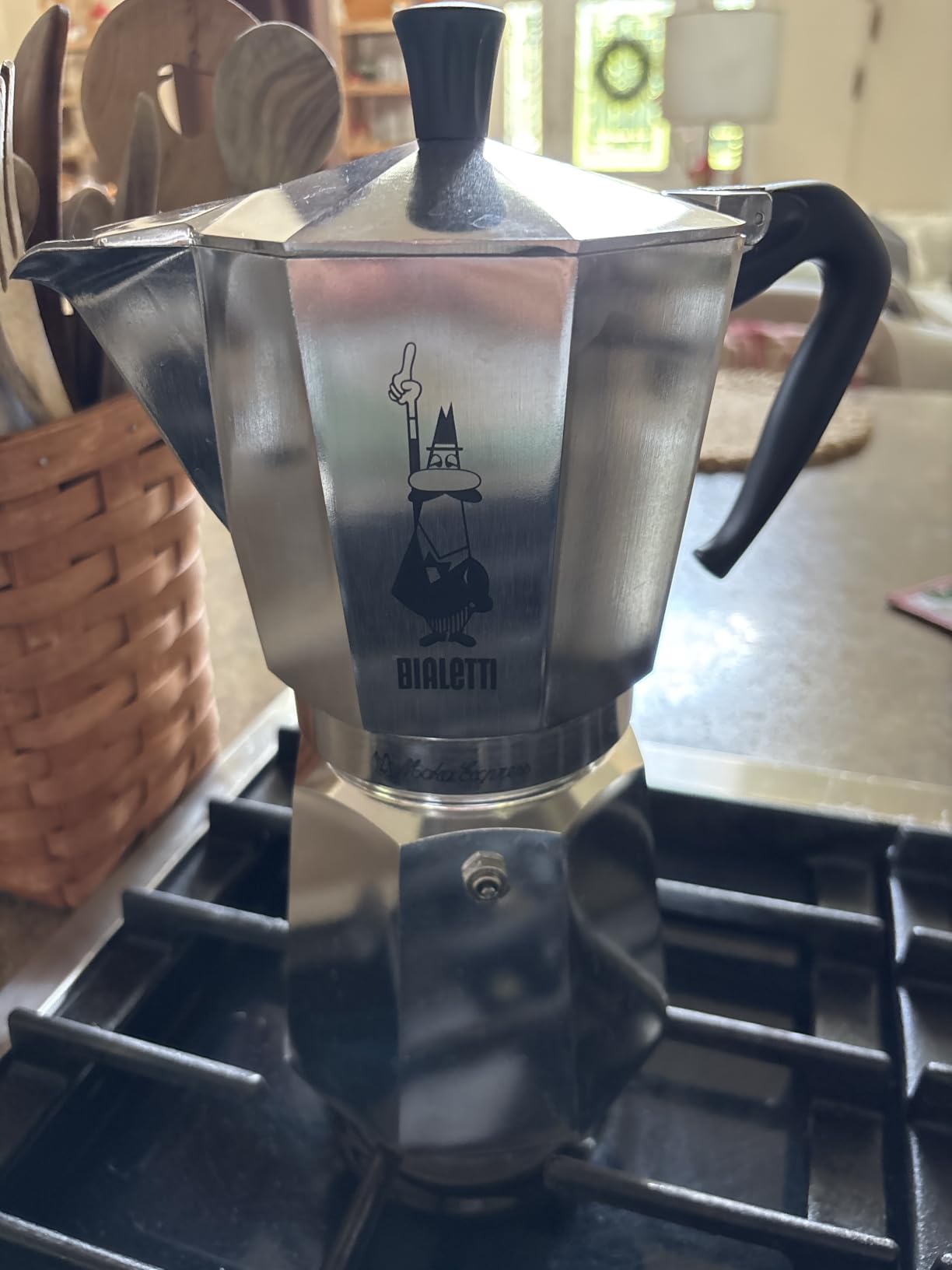 Bialetti - Moka Express: Iconic Stovetop Espresso Maker, Makes Real Italian Coffee, Moka Pot 3 Cups (4.3 Oz - 130 Ml), Aluminium, Silver customer photo 2