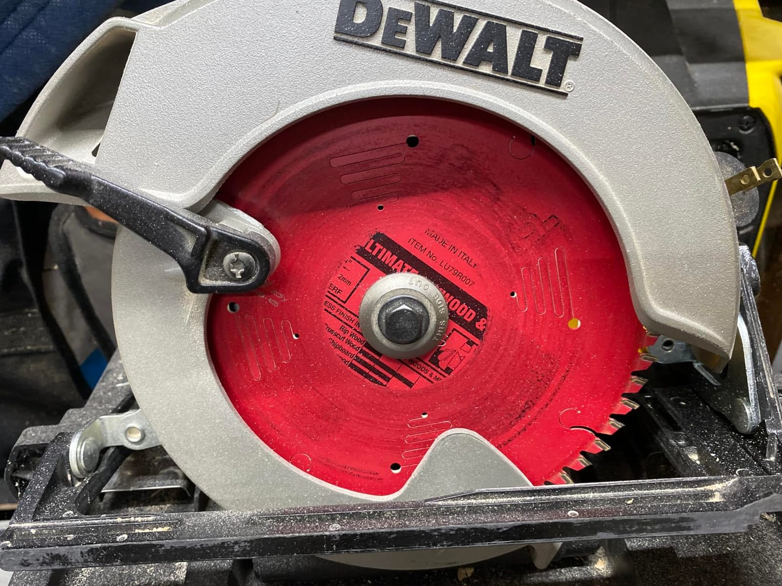 Freud Thin Kerf Ultimate Plywood & Melamine Saw Blade with Premium Tico Hi-Density Carbide Crosscutting Blend for Maximum Performance - 10
