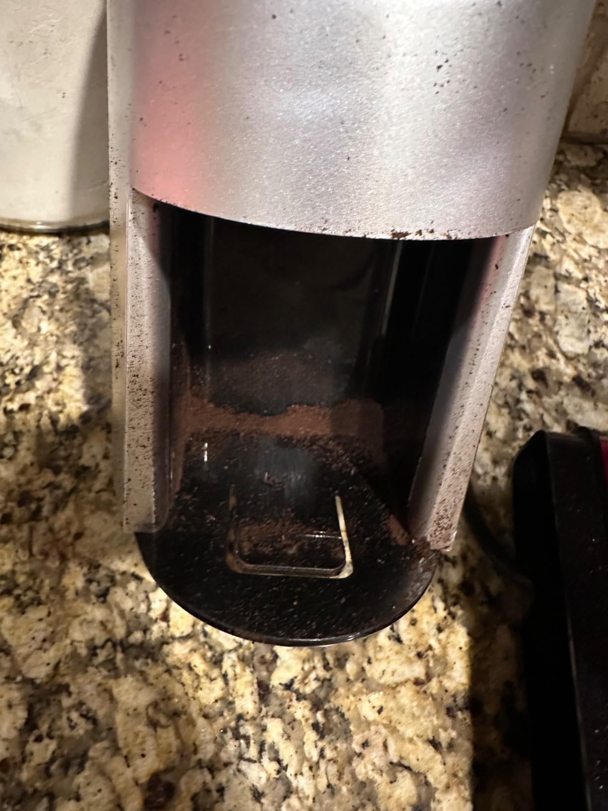 Capresso 560.04 Infinity Conical Burr Grinder, Brushed Silver customer photo 2