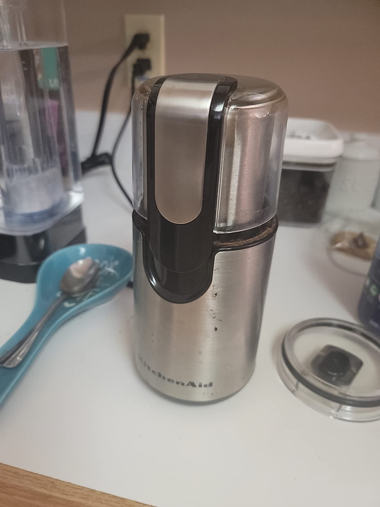KitchenAid BCG111OB Blade Coffee Grinder, 4 oz, Onyx Black customer photo 1
