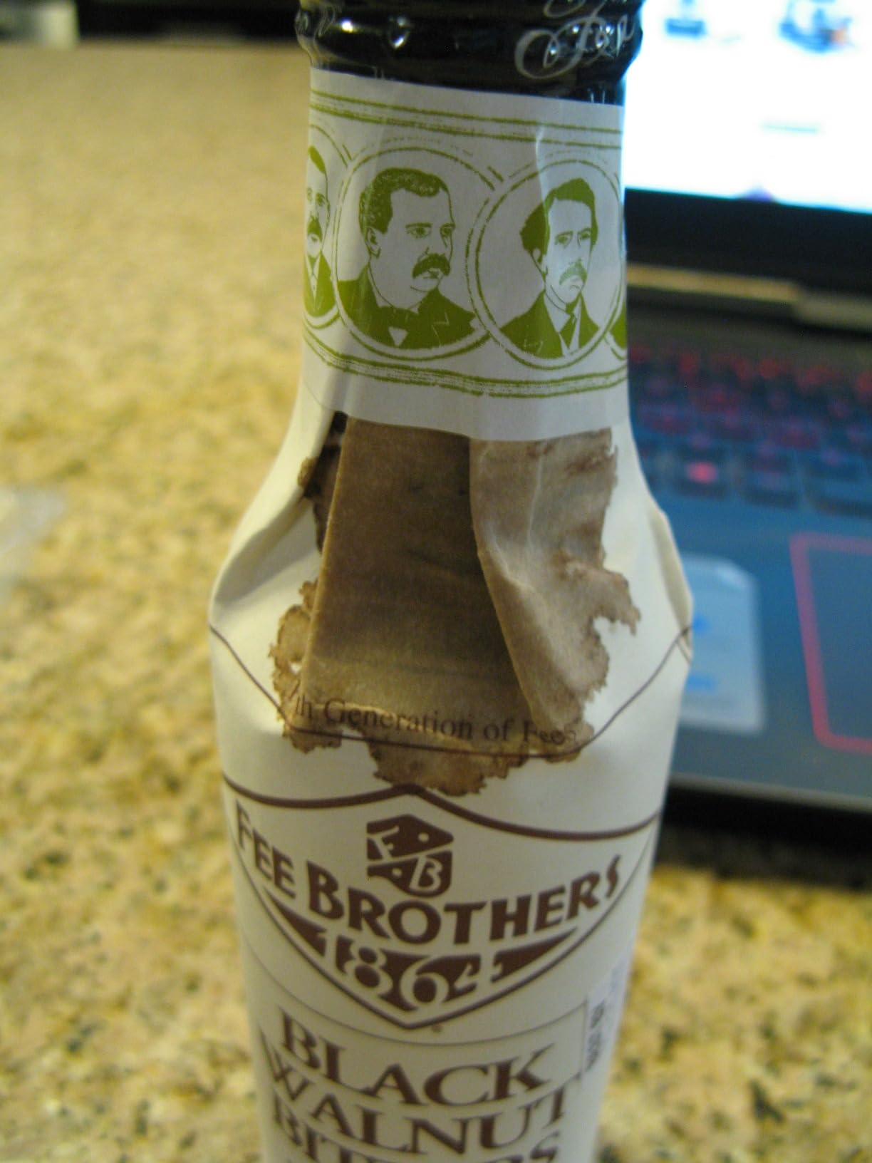 Fee Brothers Black Walnut Cocktail Bitters, 5 fl oz (150ml) customer photo 1