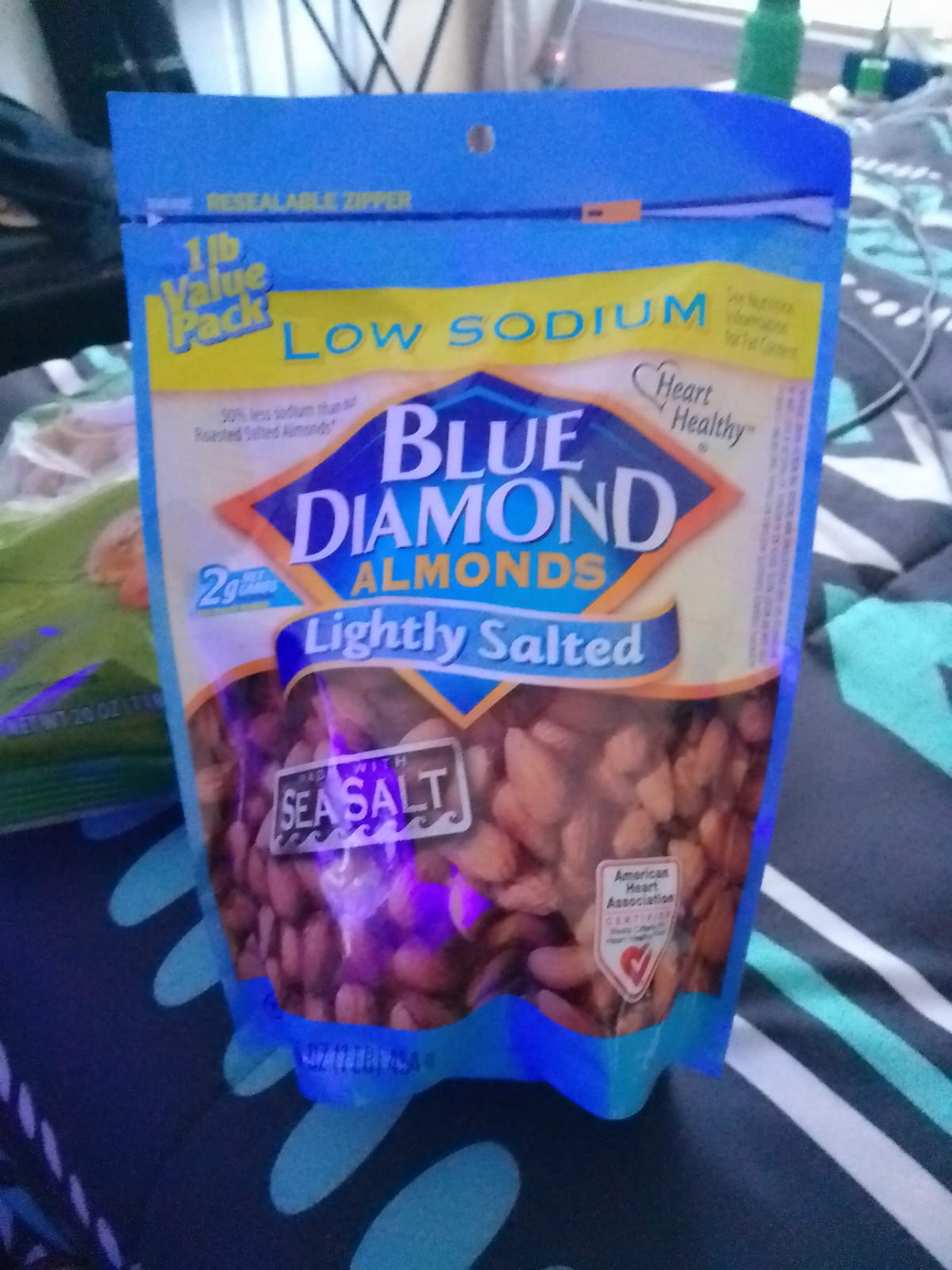 Blue Diamond Almonds Lightly Salted Low Sodium Snack Nuts, 16 oz, Pack of 1 customer photo 2