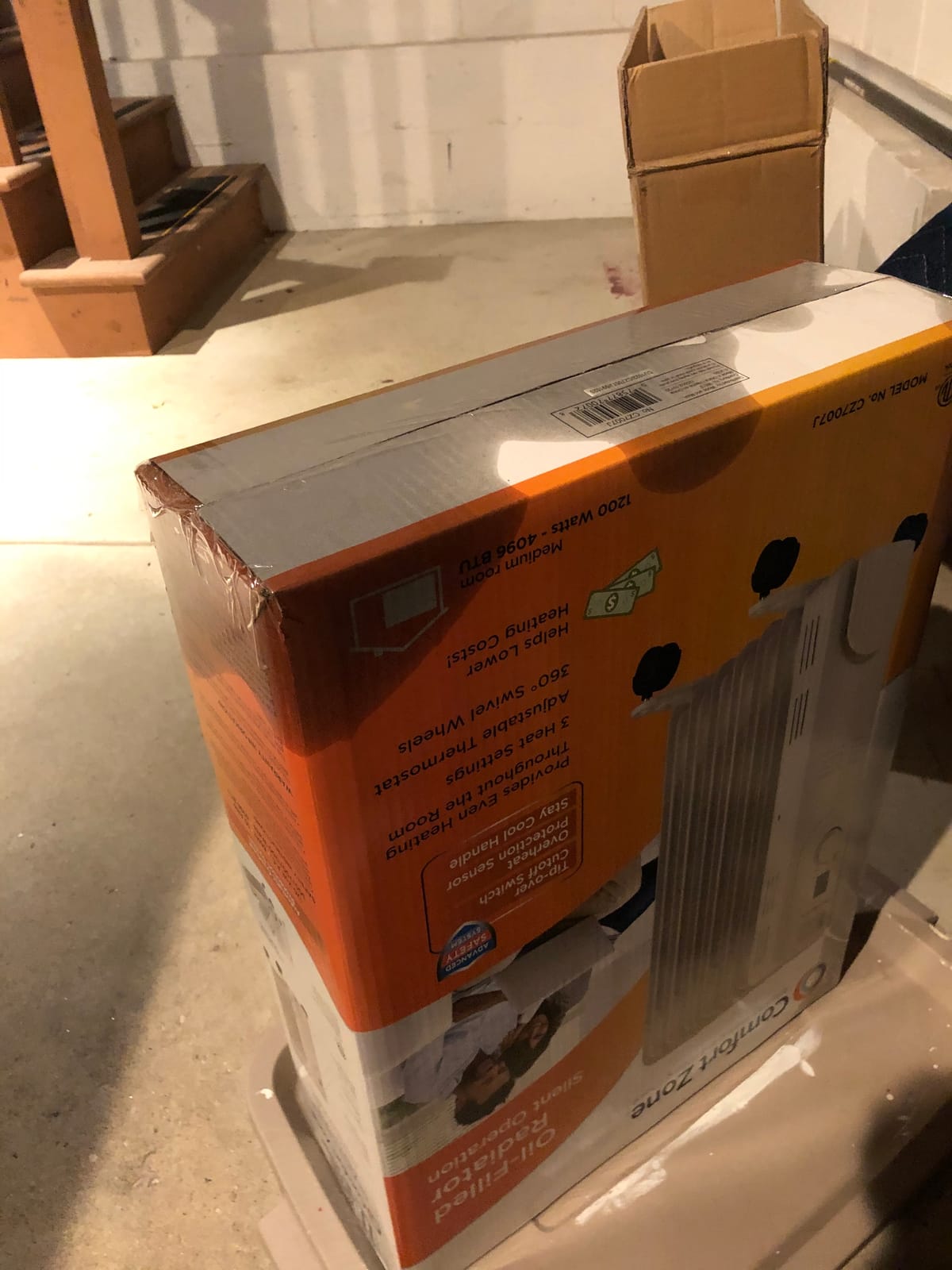 Comfort Zone Electric Oil-Filled Radiant Radiator Space Heater, Never Refill, Adjustable Thermostat, Tip-Over Switch & Overheat Protection System, Ideal for Home, Bedroom, & Office, 1,200W, CZ7007J customer photo 1