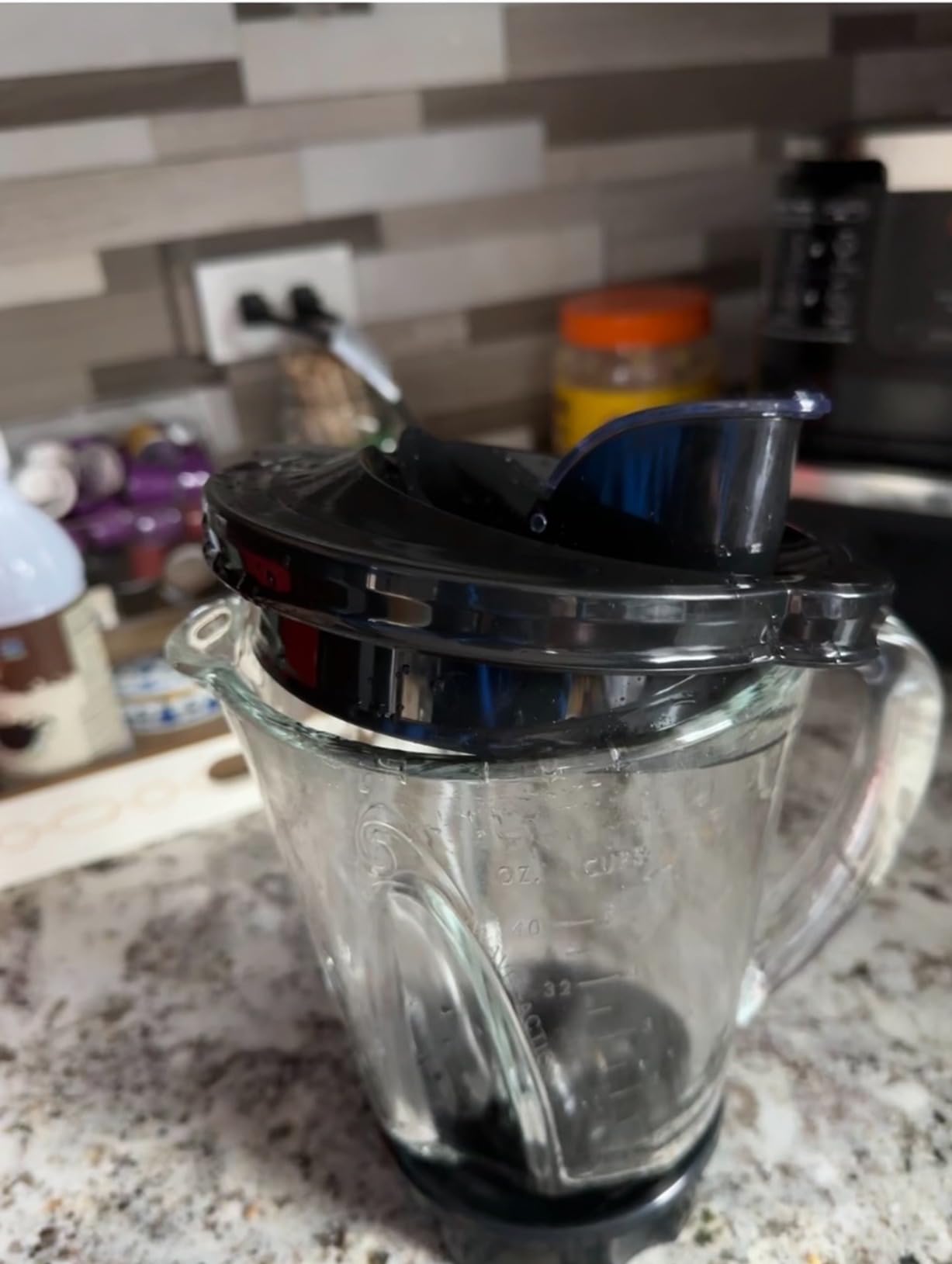 Hamilton Beach Wave Crusher Blender for Smoothies With 40 Oz Glass Jar | 14 Functions For Consistently Smooth Results | Stainless Steel Ice Sabre Blades | 700 Watts | Black | 54220 customer photo 2