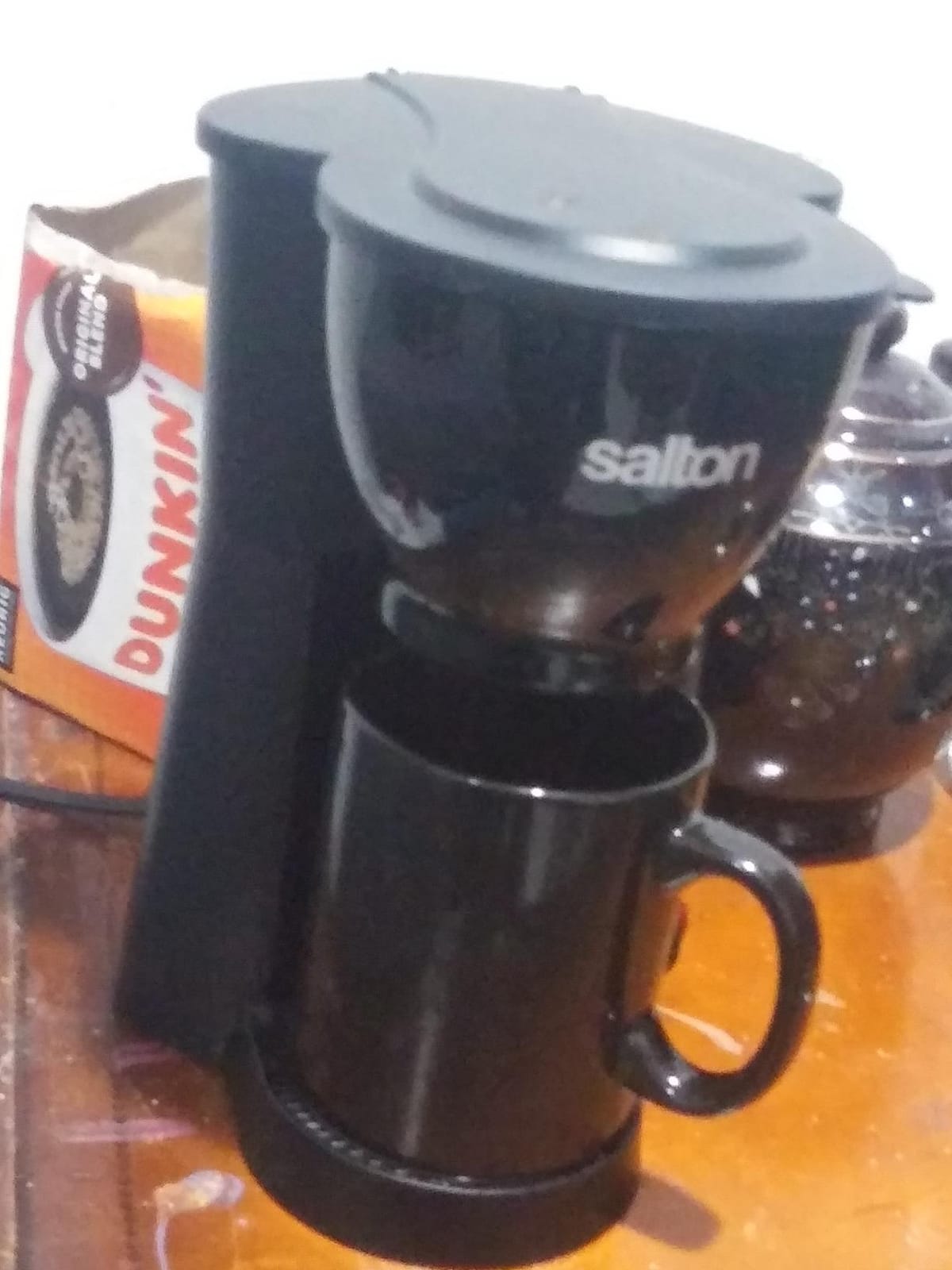 Salton 1 Cup Mini Compact Drip Coffee Maker with Reusable Mesh Filter for Coffee Grounds, Fits a Variety of Mug Sizes including Bonus Ceramic Mug for Home or Office, 10 Ounce Capacity, Black (FC1205) customer photo 1