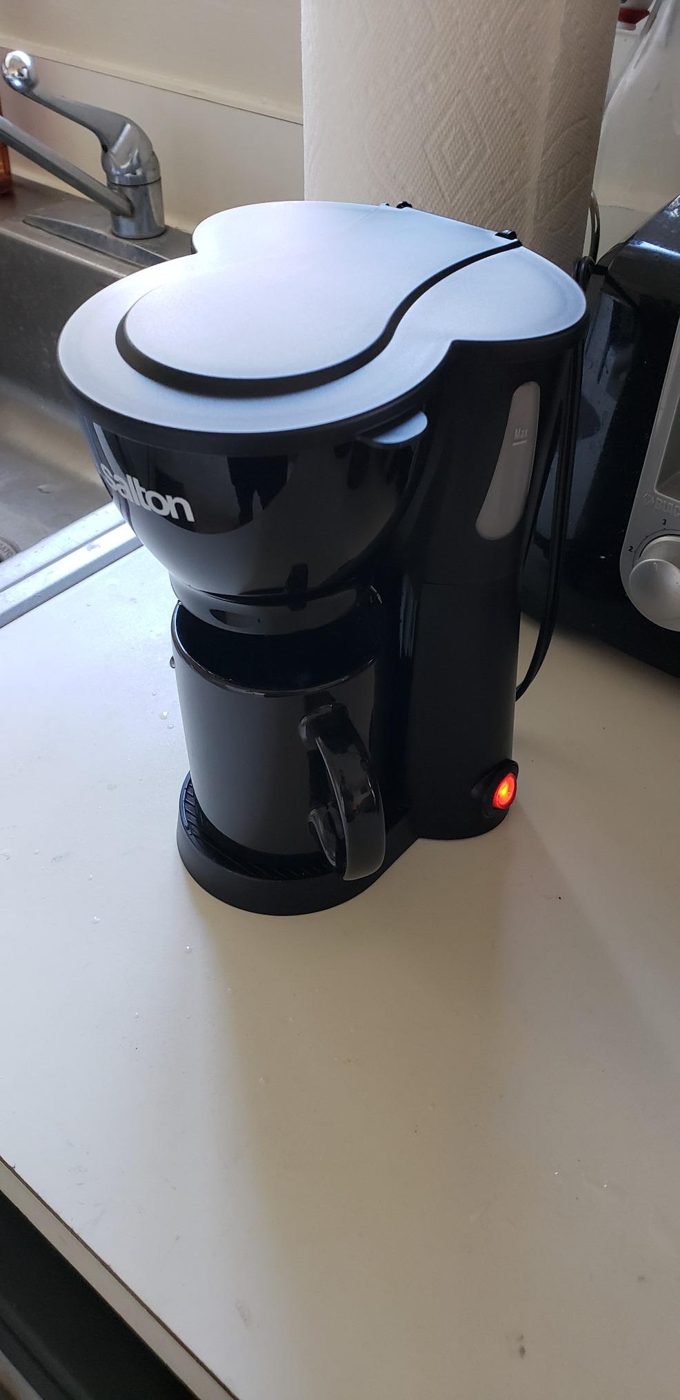 Salton 1 Cup Mini Compact Drip Coffee Maker with Reusable Mesh Filter for Coffee Grounds, Fits a Variety of Mug Sizes including Bonus Ceramic Mug for Home or Office, 10 Ounce Capacity, Black (FC1205) customer photo 2