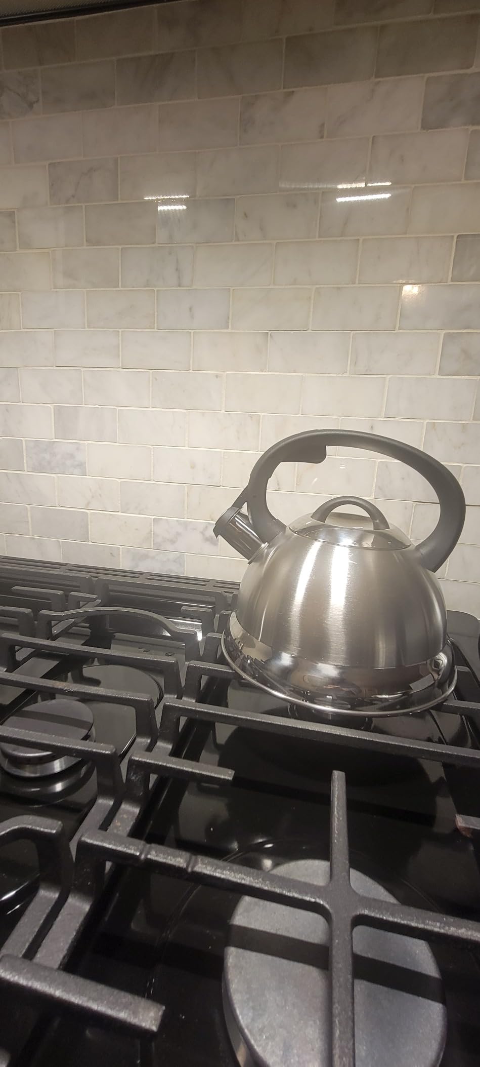 Mr. Coffee Flintshire 1.75-Quart Stainless Steel Whistling Tea Kettle – Brushed Satin Finish Stove-Top Kettle for Boiling Water customer photo 2