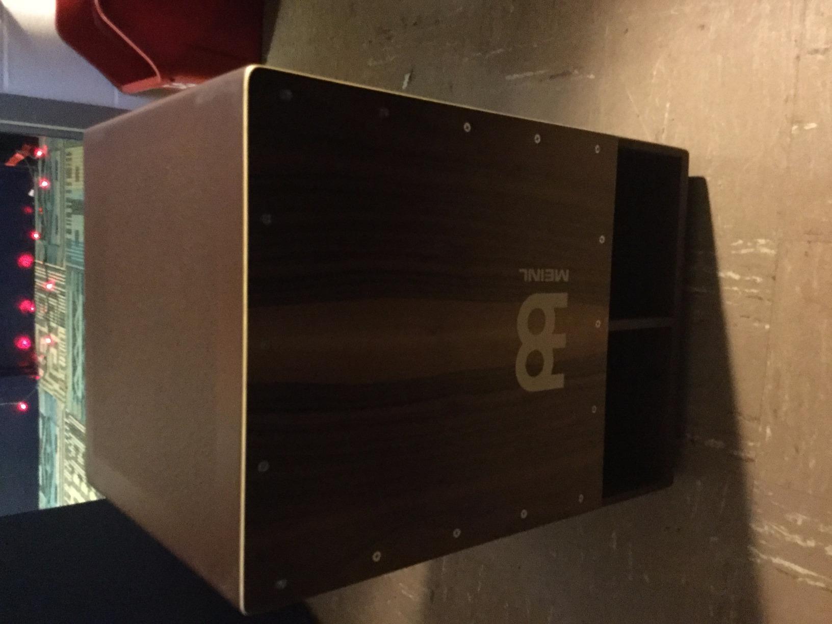 Meinl Percussion SUBCAJ5WN Jumbo Bass Subwoofer Cajon with Internal Snares, Walnut (VIDEO) customer photo 1