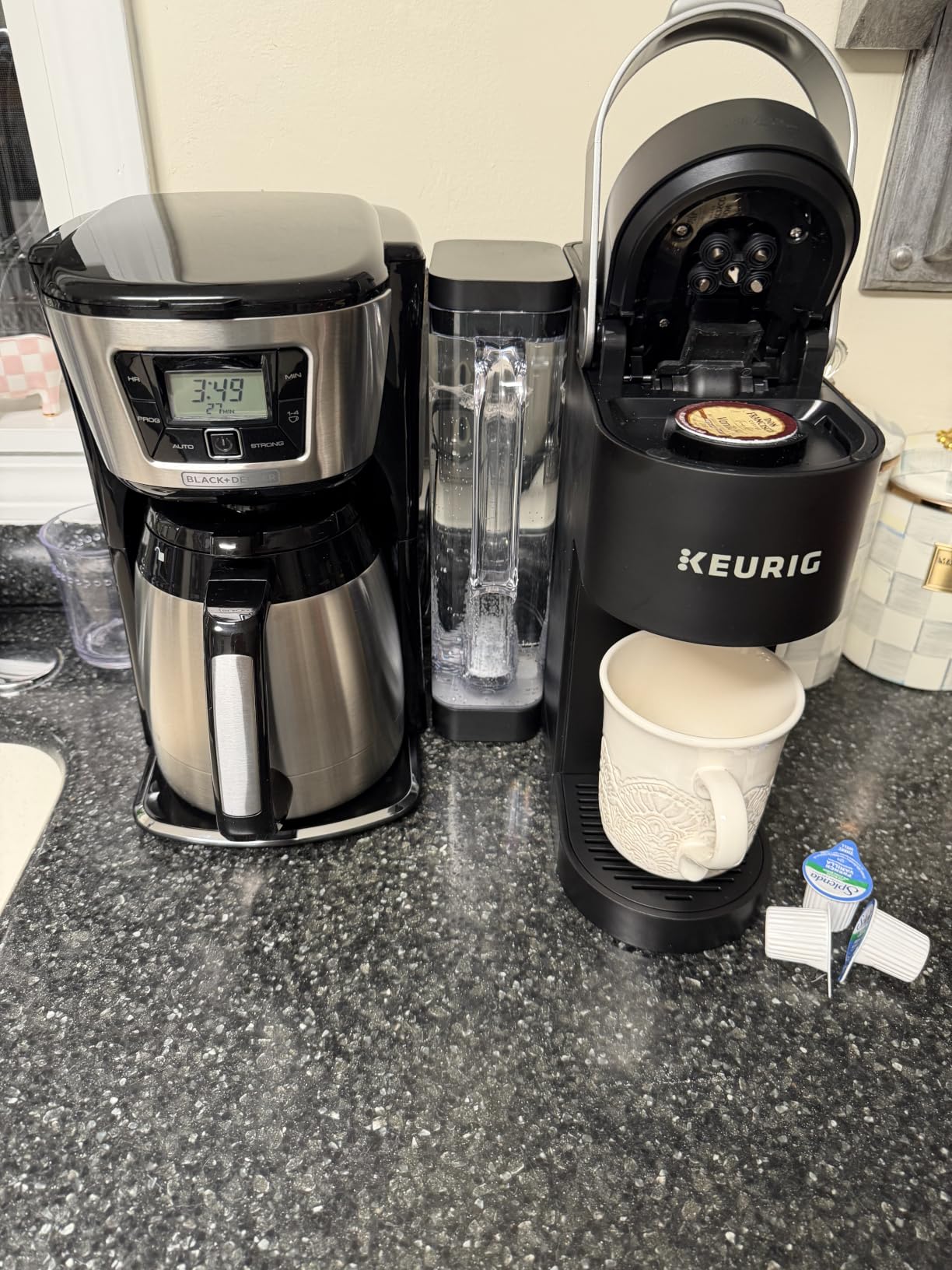 BLACK+DECKER 12-Cup Thermal Coffeemaker, Black/Silver, CM2035B customer photo 2